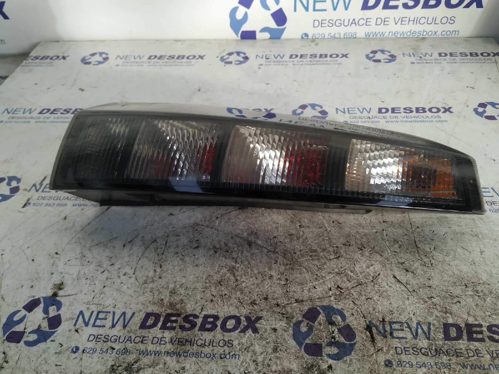 Recambio de PILOTO TRASERO IZQUIERDO para OPEL MERIVA Cosmo Z18XEP referencia OEM IAM 13196002   - AZUL