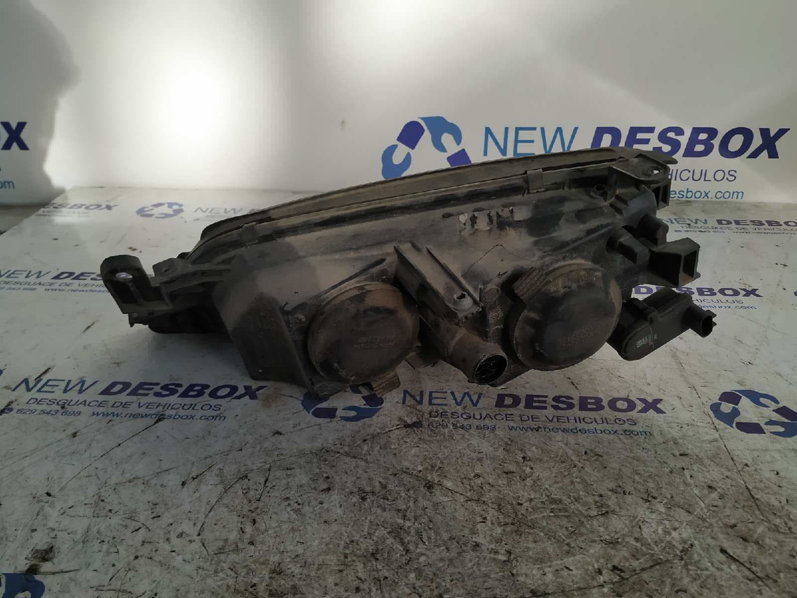 Recambio de FARO DERECHO para OPEL VECTRA B BERLINA 1.6 X16XEL referencia OEM IAM 54532888   - AZUL 3