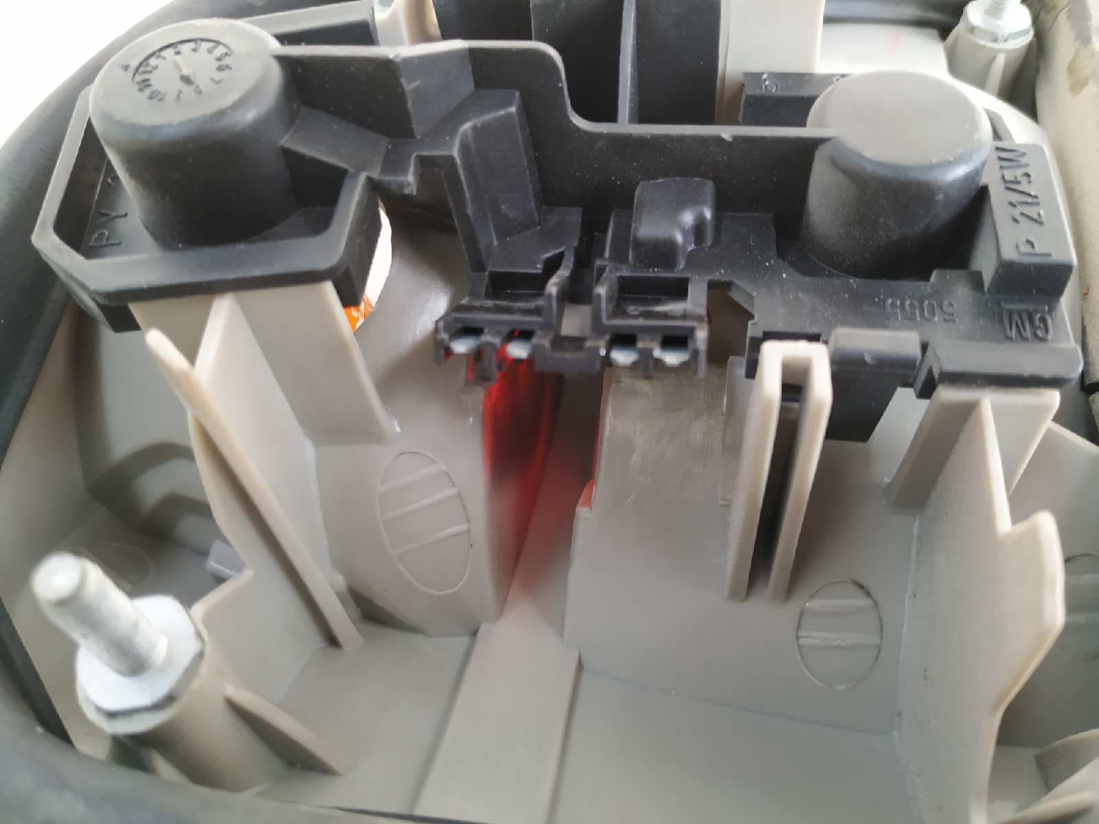 Recambio de PILOTO TRASERO DERECHO para OPEL OMEGA B 2.2 16V CAT (LA9)            referencia OEM IAM 084421938RB    - AZUL 2