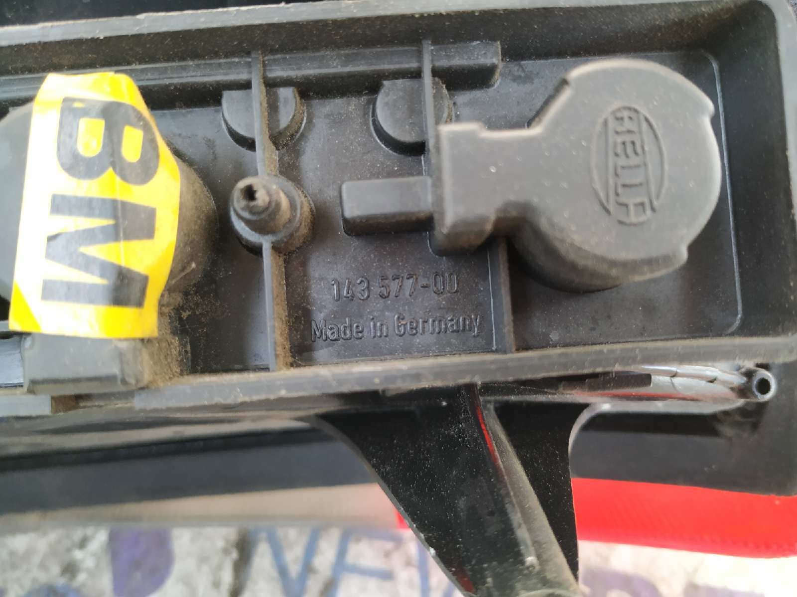 Recambio de PILOTO TRASERO DERECHO para OPEL OMEGA B Básico Caravan X25XE referencia OEM IAM 14357700 2