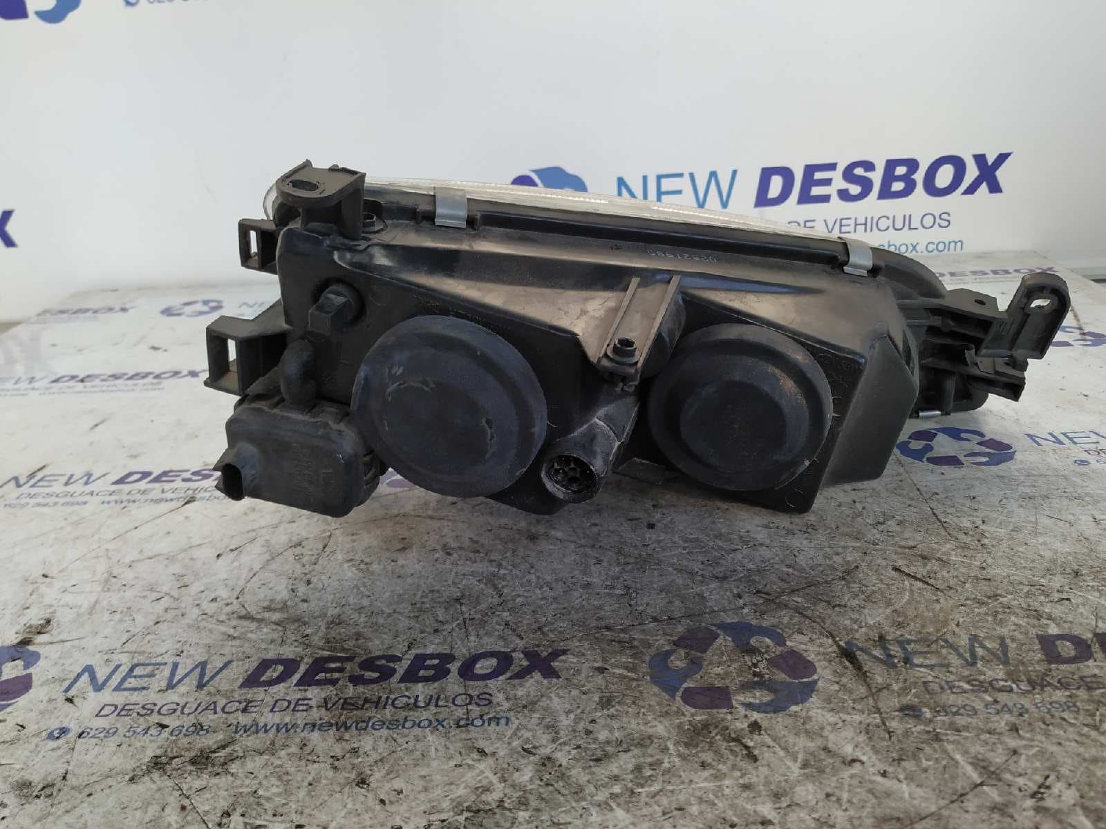Recambio de FARO IZQUIERDO para OPEL VECTRA B BERLINA Básico (1999->) X16XEL referencia OEM IAM 02521985   - PLATA 3