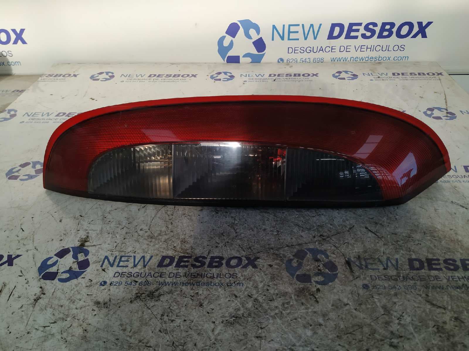 Recambio de PILOTO TRASERO IZQUIERDO para OPEL CORSA C Blue Line Z10XEP referencia OEM IAM 09114336   - GRIS