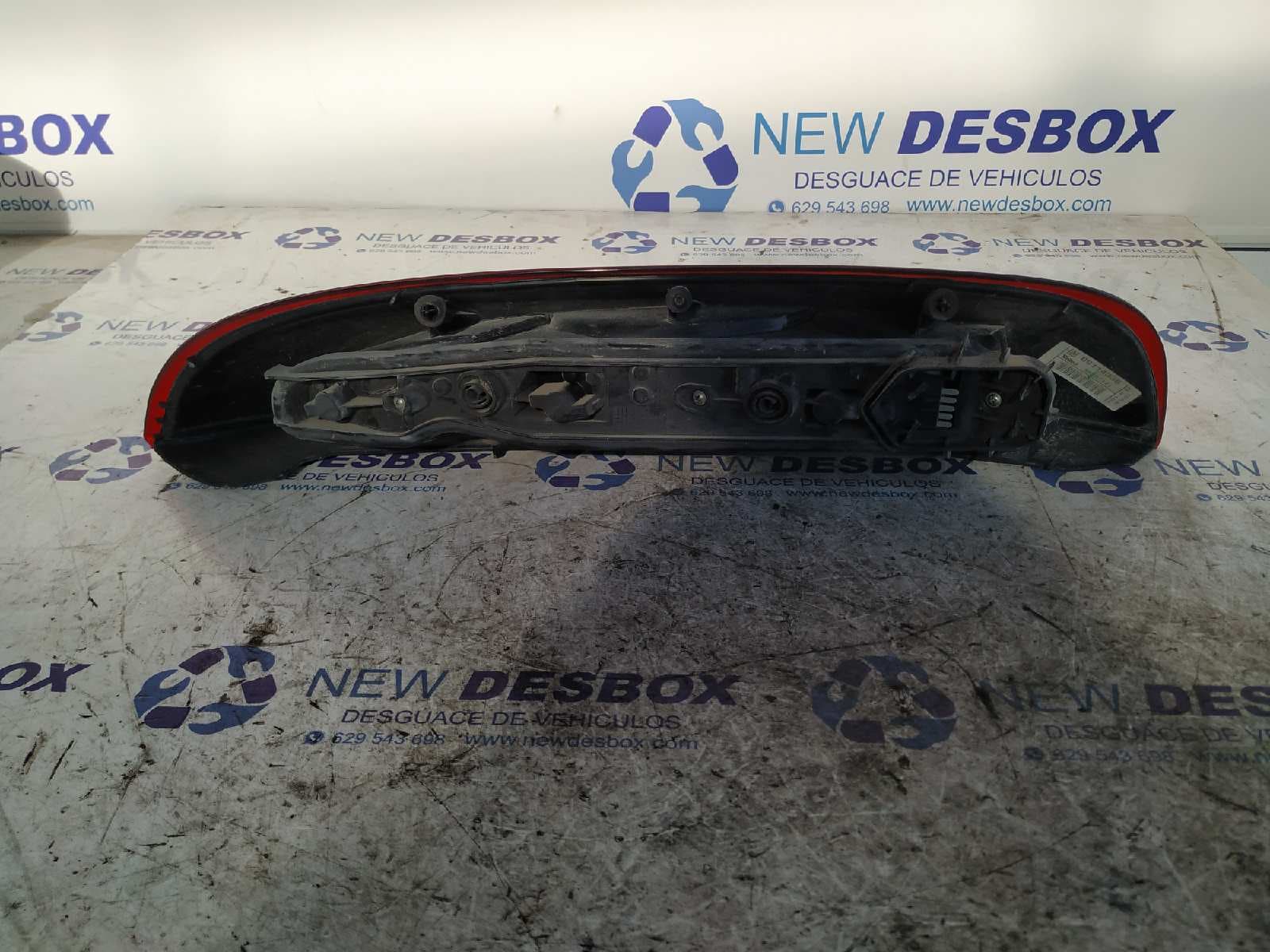 Recambio de PILOTO TRASERO IZQUIERDO para OPEL CORSA C Blue Line Z10XEP referencia OEM IAM 09114336   - GRIS 4