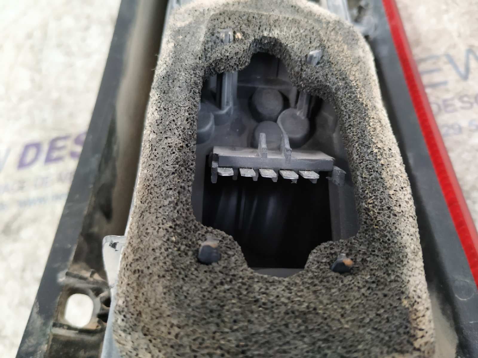 Recambio de PILOTO TRASERO IZQUIERDO para OPEL MERIVA Cosmo Y17DT referencia OEM IAM 93294345   - VERDE 4