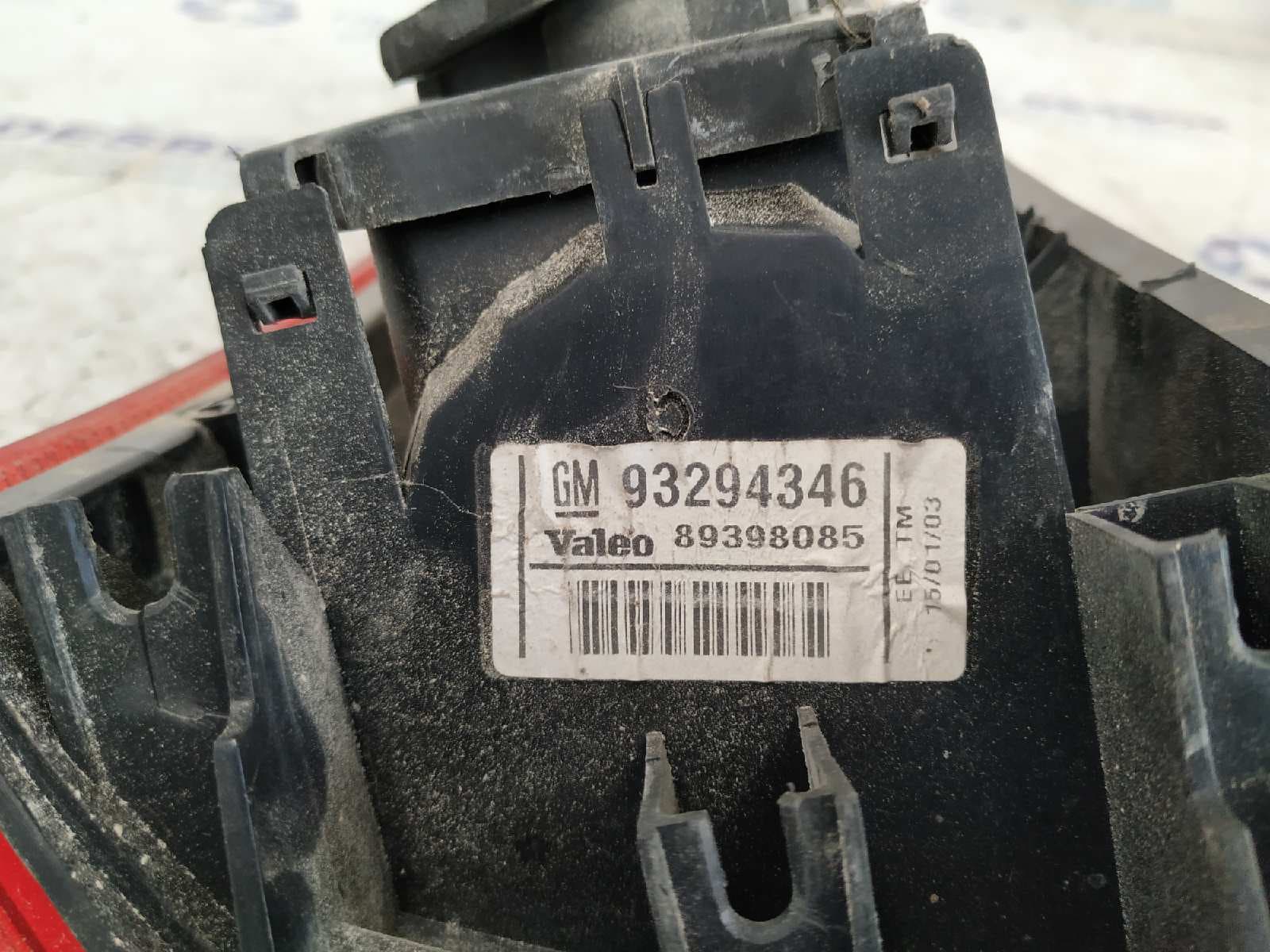 Recambio de PILOTO TRASERO DERECHO para OPEL MERIVA Cosmo Z18XE referencia OEM IAM 93294346   - GRIS 4