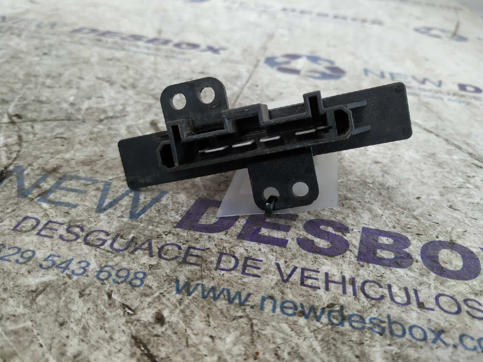 Recambio de RESISTENCIA CALEFACCION para NISSAN TERRANO/TERRANO.II (R20) referencia OEM IAM 4113E48 5