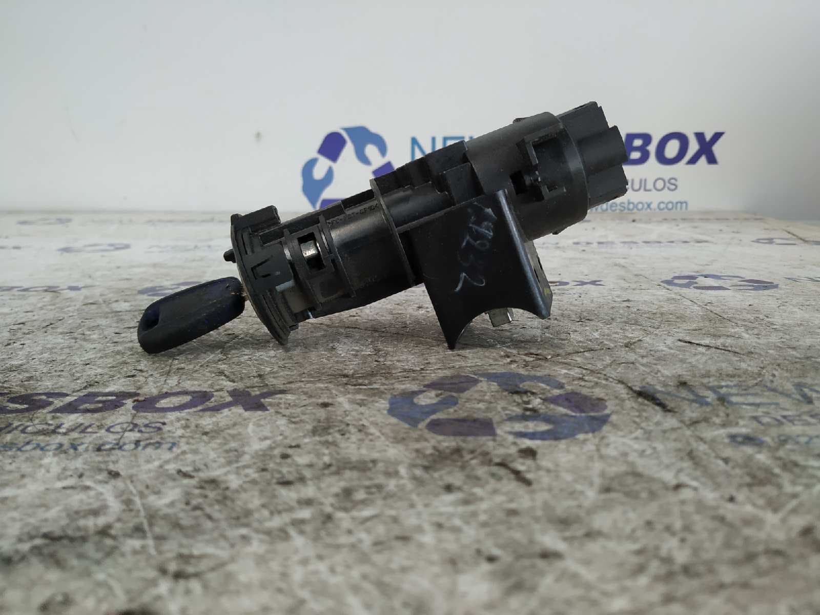 Recambio de CONMUTADOR DE ARRANQUE para FIAT PUNTO BERLINA (188) 1.2 8V 188A4000 referencia OEM IAM    - BLANCO 3