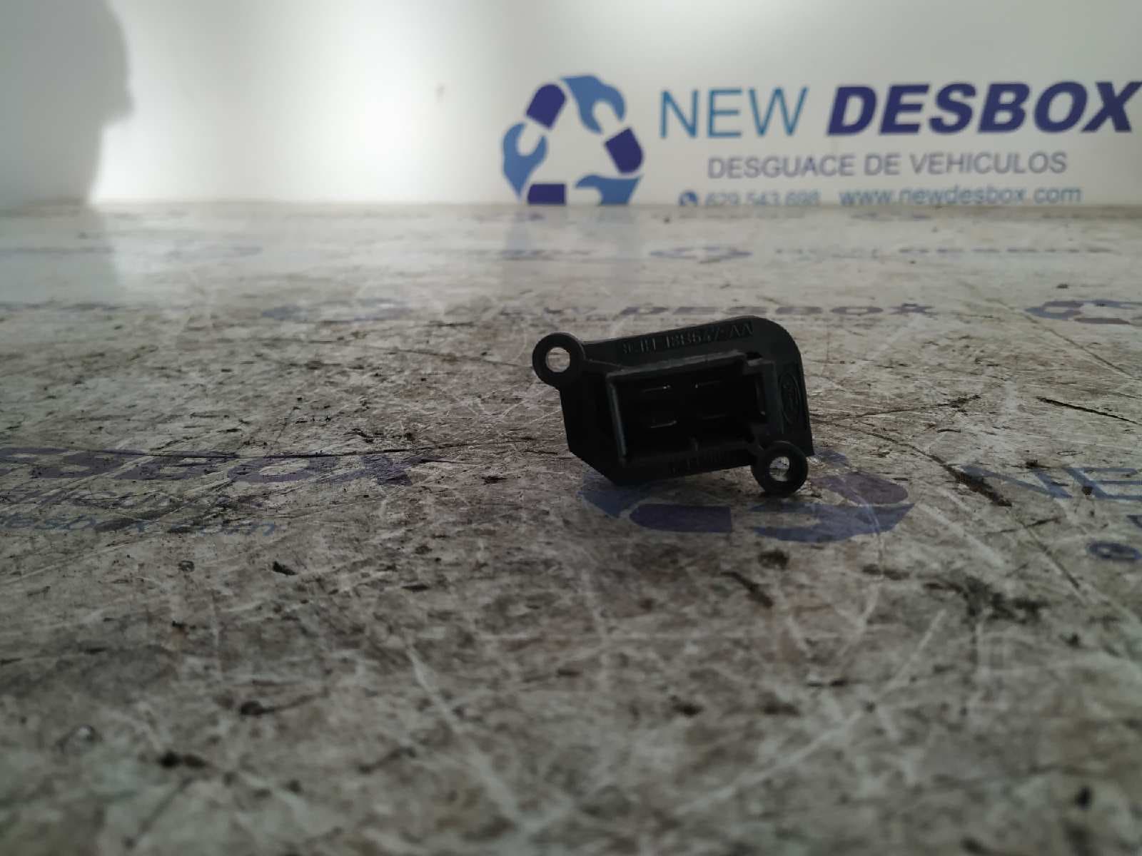 Recambio de RESISTENCIA CALEFACCION para PEUGEOT 206 4-TRG. 1.4 KFWTU3JP referencia OEM IAM 3C1H18B647AA   - BLANCO 2