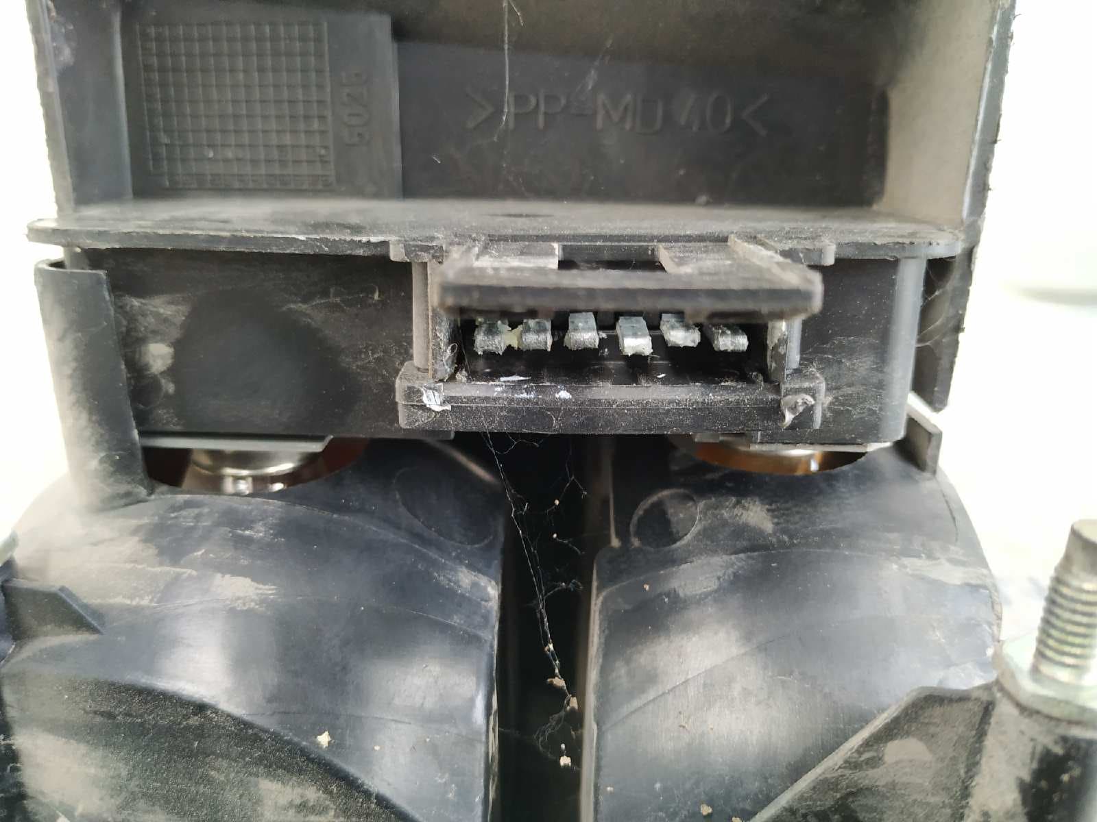 Recambio de PILOTO TRASERO DERECHO para PEUGEOT 405 BERLINA 1.8 CAT LFZ referencia OEM IAM 45110   - BLANCO 4