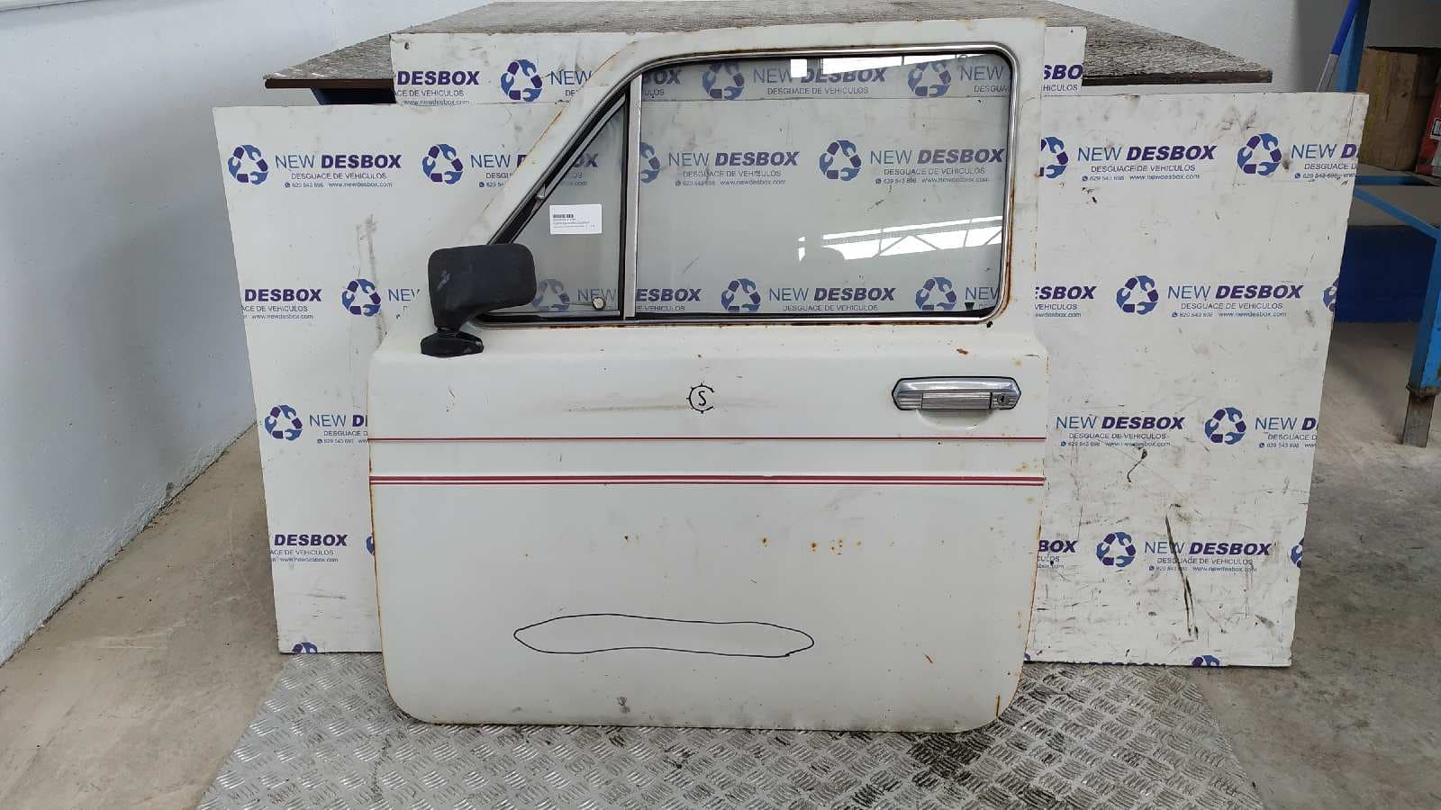 Recambio de PUERTA DELANTERA IZQUIERDA para LADA NIVA ( 2121 / 21213 / 21214 / 21215 ) referencia OEM IAM