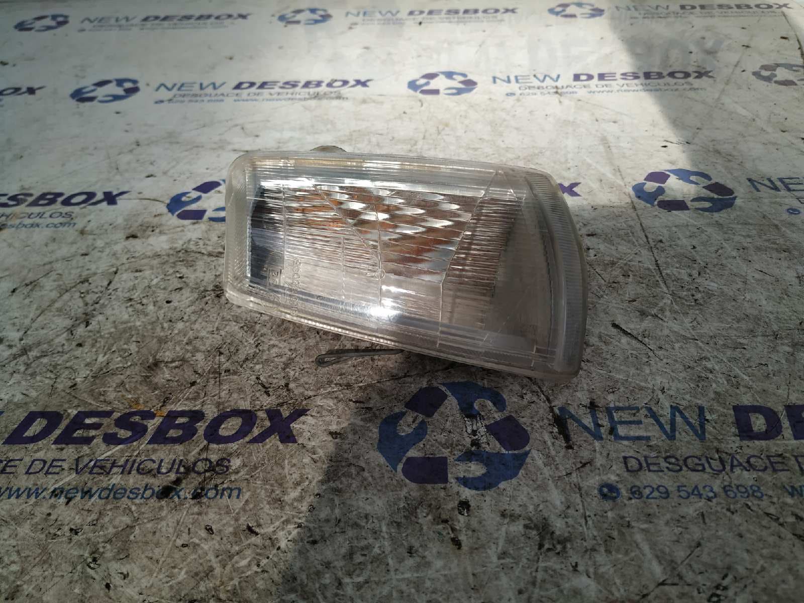 Recambio de PILOTO DELANTERO IZQUIERDO para PEUGEOT 205 BERLINA 1.8 D Generation 161A referencia OEM IAM    - BLANCO
