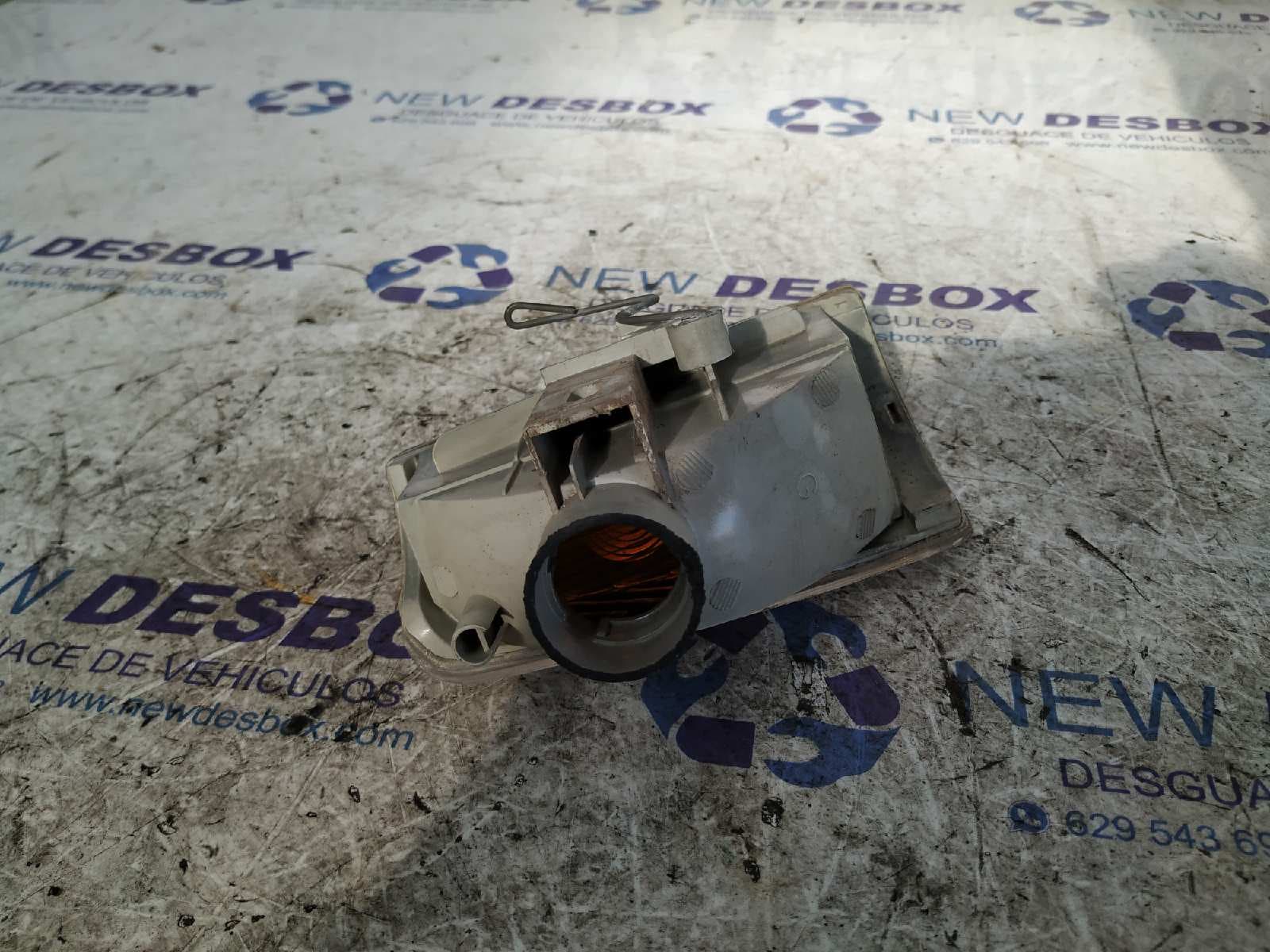 Recambio de PILOTO DELANTERO IZQUIERDO para PEUGEOT 205 BERLINA 1.8 D Generation 161A referencia OEM IAM    - BLANCO 2