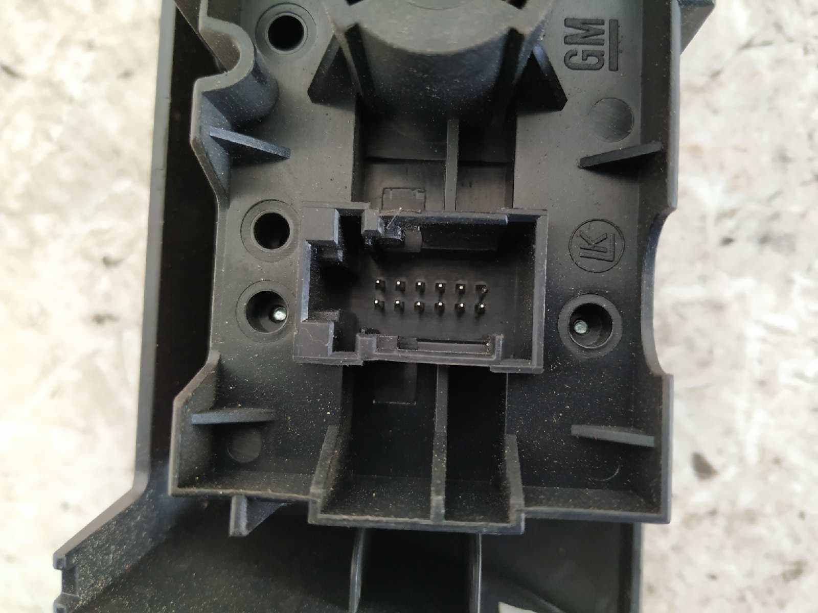 Recambio de MANDO LUCES para OPEL ASTRA H BERLINA Cosmo Z17DTH referencia OEM IAM 13100136   - NEGRO 2