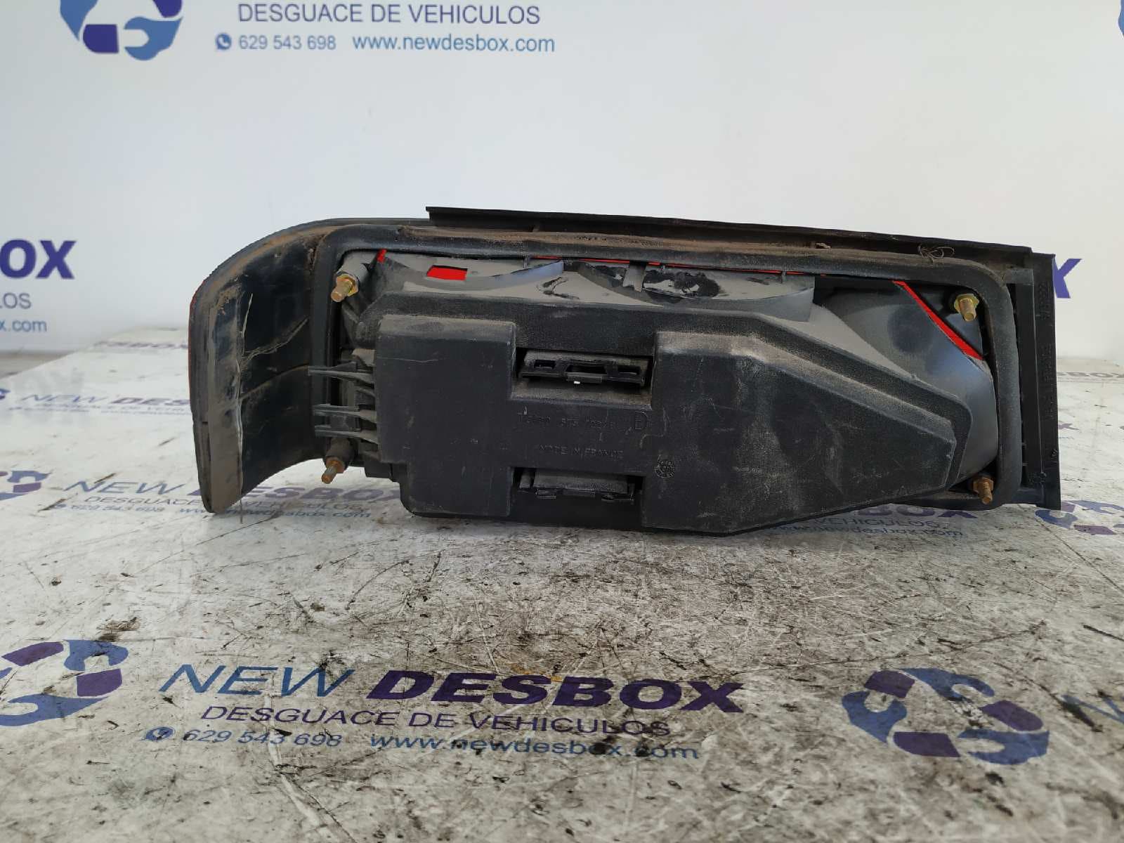Recambio de PILOTO TRASERO DERECHO para PEUGEOT 405 BERLINA 1.9 16V D6A referencia OEM IAM 6751226   - AZUL 4