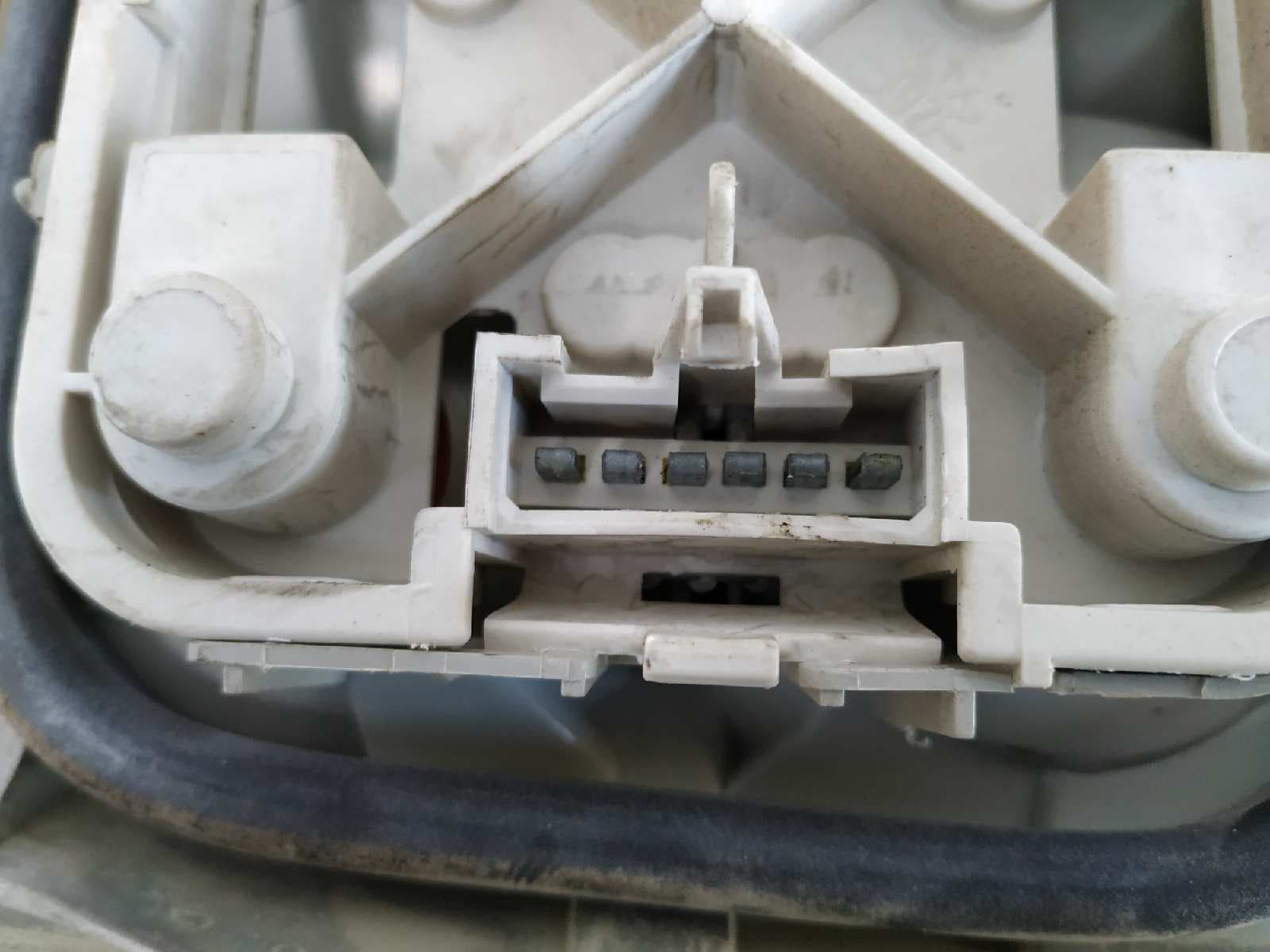 Recambio de PILOTO TRASERO DERECHO para PEUGEOT 306 BERLINA 3/4/5 PUERTAS (S2) referencia OEM IAM 2180 4