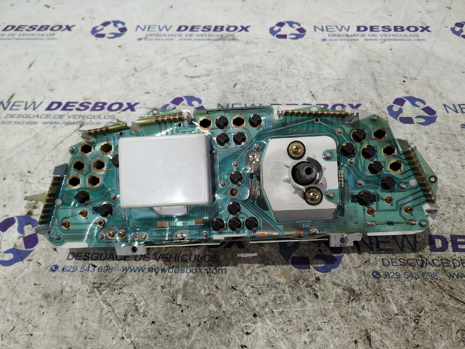 Recambio de CUADRO INSTRUMENTOS para PEUGEOT 306 BERLINA 3/5 PUERTAS (S1) 1.6 NFZTU5JP referencia OEM IAM 09033502031   - BLANCO 4