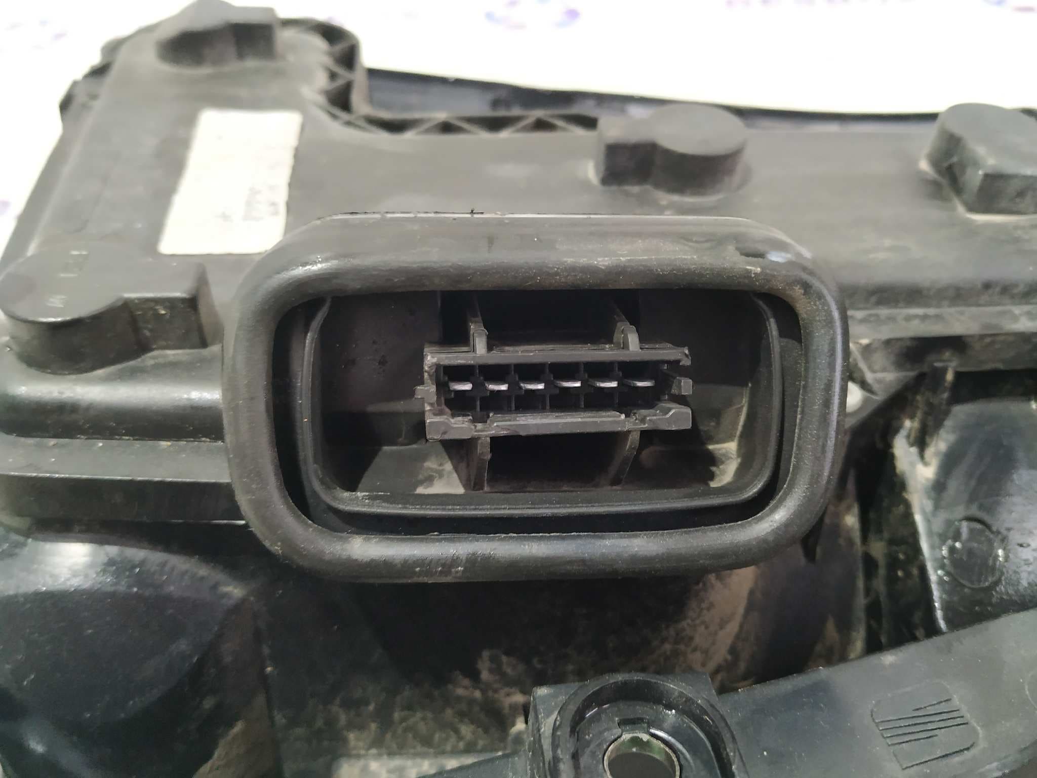 Recambio de PILOTO TRASERO DERECHO para VOLKSWAGEN LUPO (6X1/6E1) referencia OEM IAM 6H0945258 4