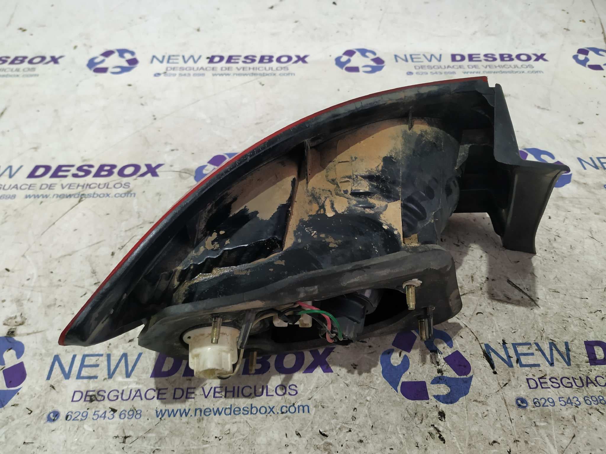 Recambio de PILOTO TRASERO DERECHO para HYUNDAI ELANTRA (XD) referencia OEM IAM 924022D2 6
