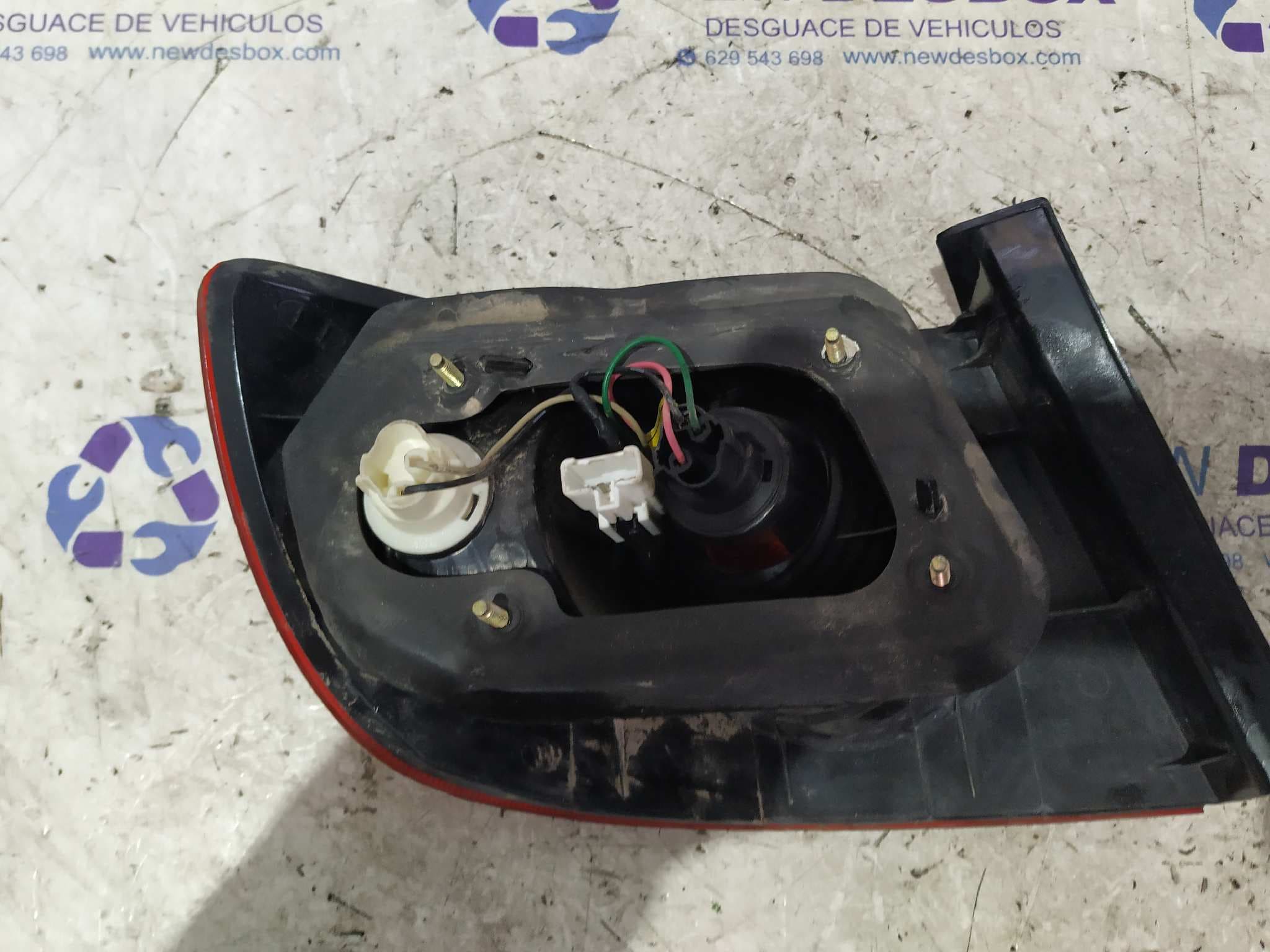 Recambio de PILOTO TRASERO DERECHO para HYUNDAI ELANTRA (XD) referencia OEM IAM 924022D2 3