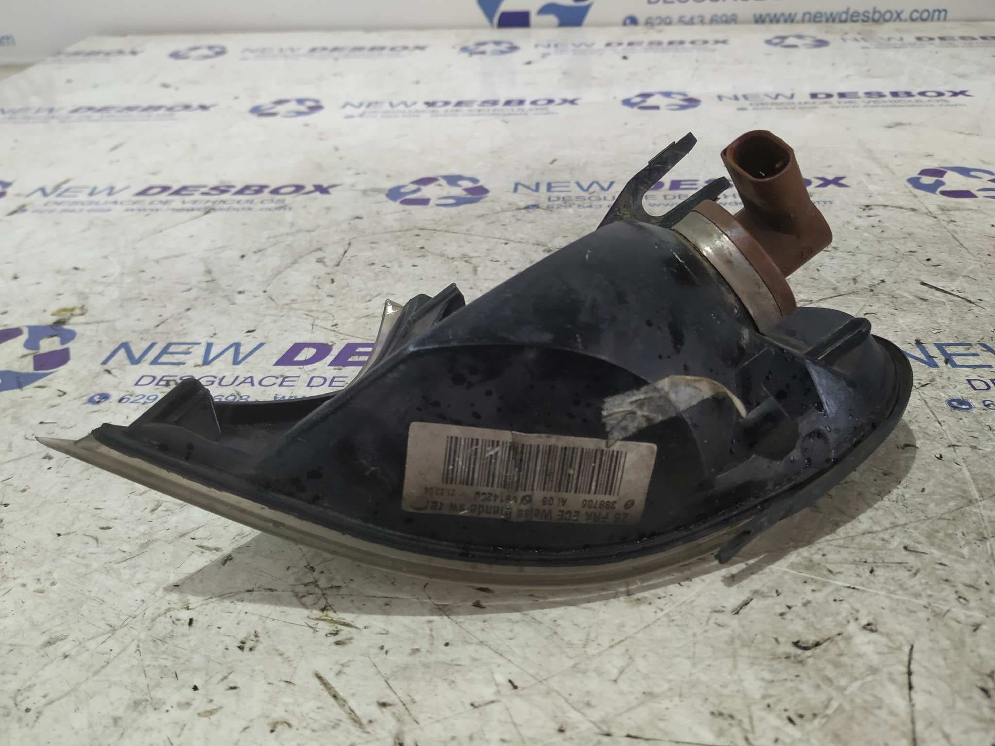 Recambio de PILOTO DELANTERO DERECHO para BMW SERIE 3 BERLINA (E46) 2.0 16V Diesel CAT D-204D4 referencia OEM IAM 6914200   - AZUL 5