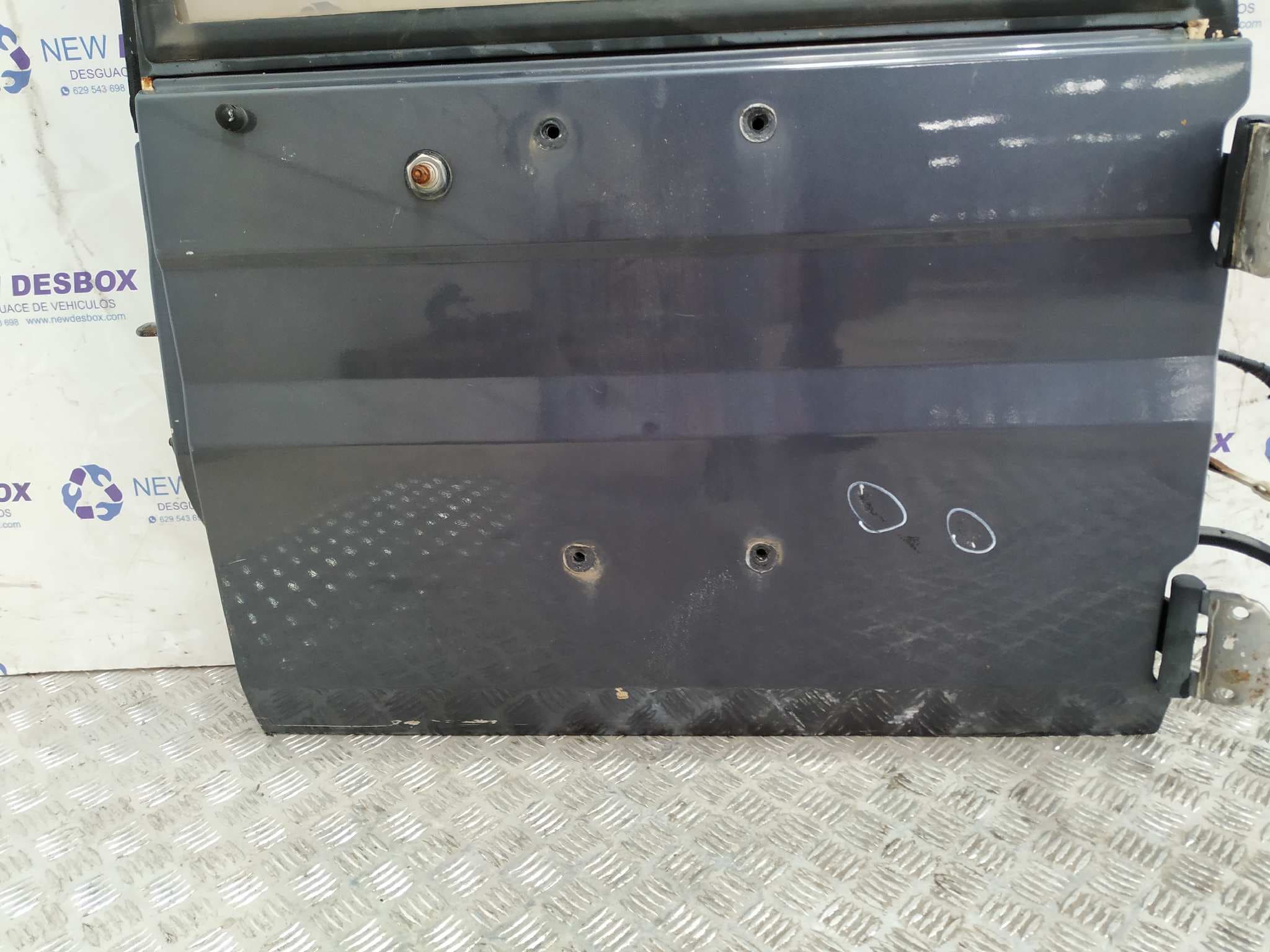 Recambio de PORTON TRASERO DERECHO para TOYOTA LAND CRUISER STATION (J8) referencia OEM IAM 5