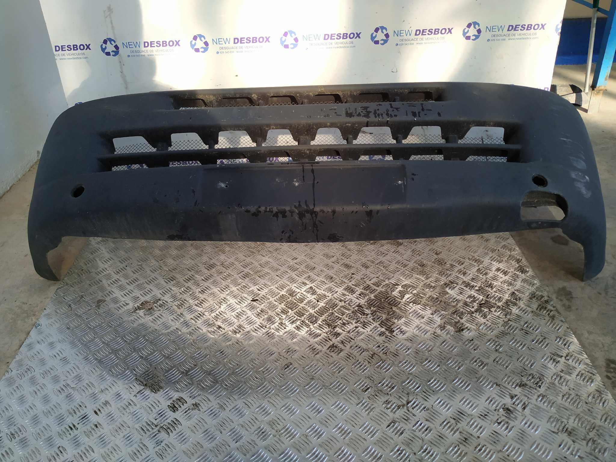 Recambio de PARAGOLPES DELANTERO para PEUGEOT BOXER CAJA ABIERTA (RS2850)(230)(->'02) 2.5 Diesel T9A referencia OEM IAM    - BLANCO 9