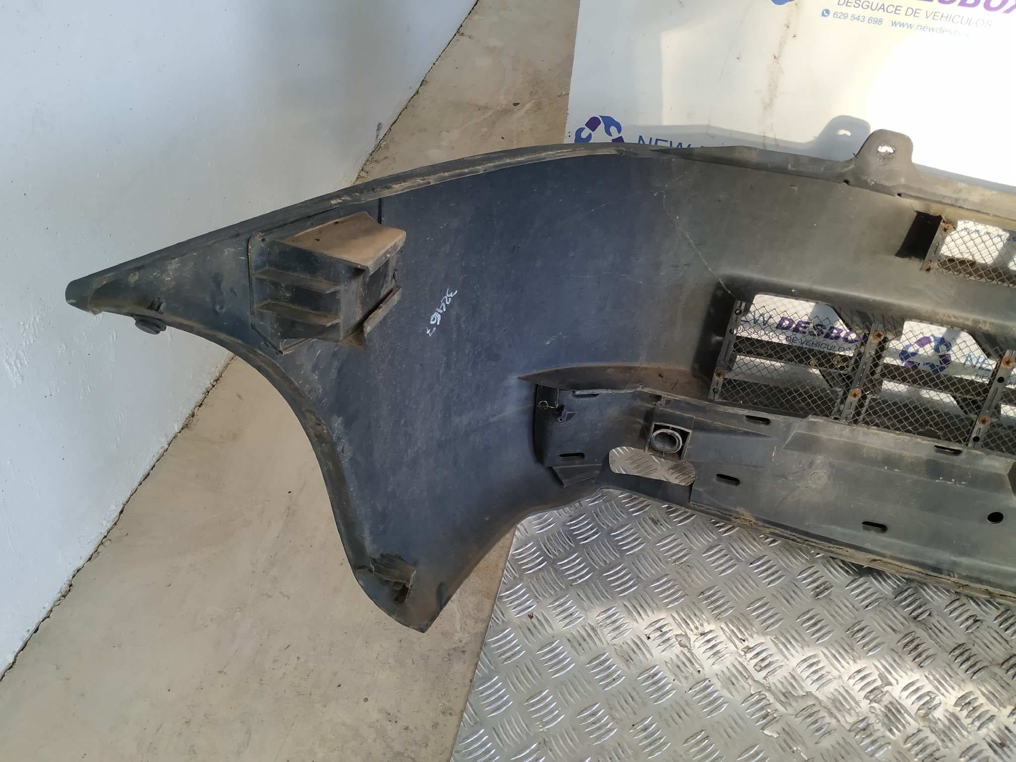 Recambio de PARAGOLPES DELANTERO para PEUGEOT BOXER CAJA ABIERTA (RS2850)(230)(->'02) 2.5 Diesel T9A referencia OEM IAM    - BLANCO 7