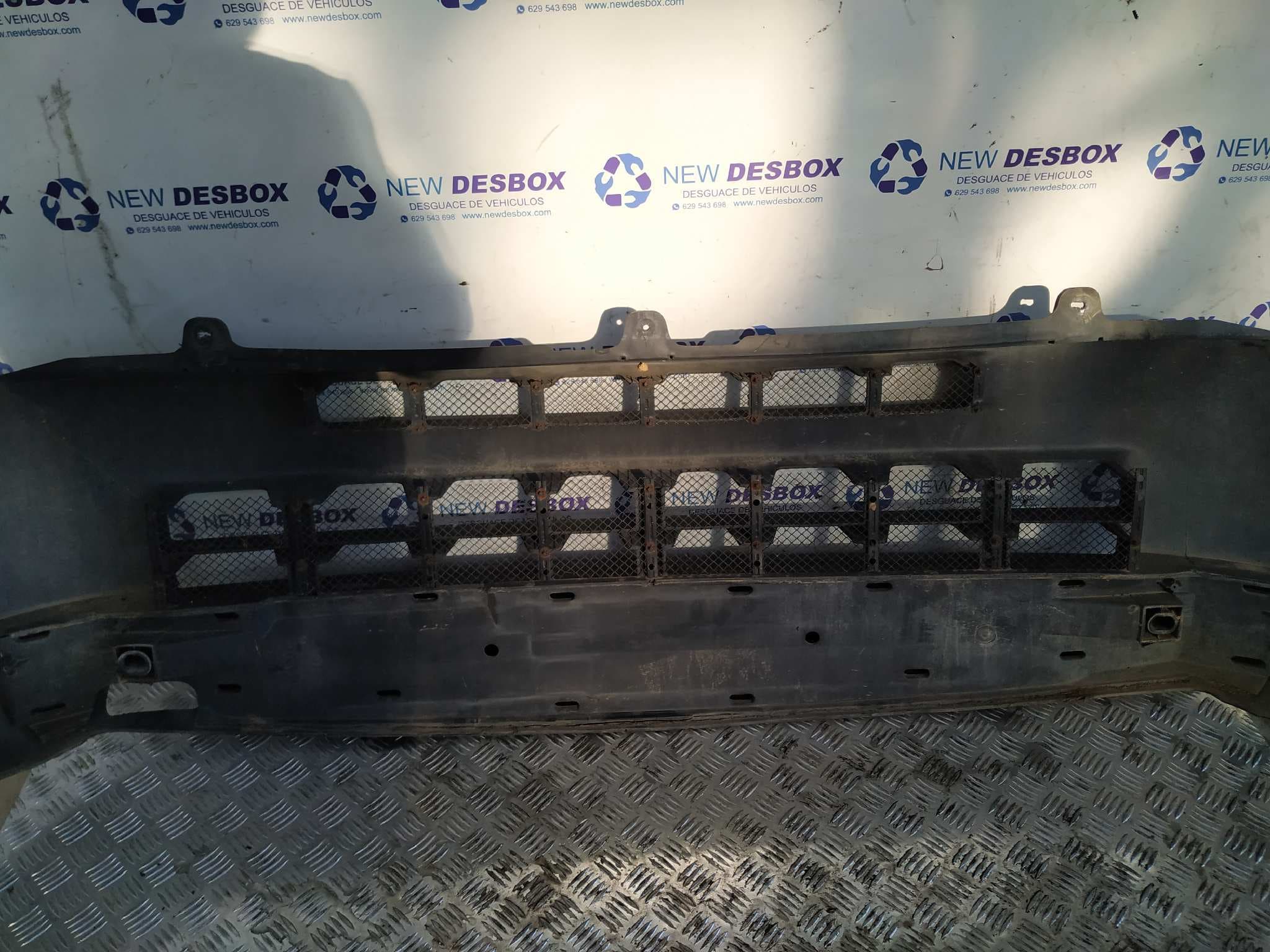Recambio de PARAGOLPES DELANTERO para PEUGEOT BOXER CAJA ABIERTA (RS2850)(230)(->'02) 2.5 Diesel T9A referencia OEM IAM    - BLANCO 2