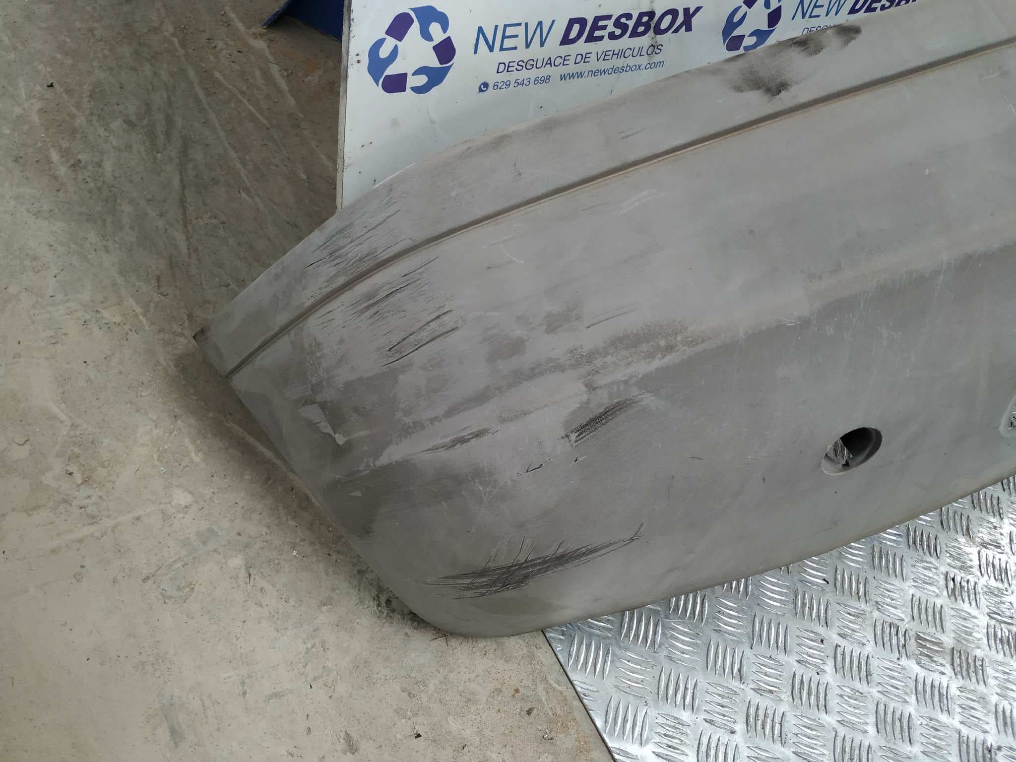 Recambio de PARAGOLPES DELANTERO para MERCEDES-BENZ SPRINTER (W901,W904) CAJA CERR. 210 D   (901.4/902.461-462) 602980 referencia OEM IAM    - BLANCO 4