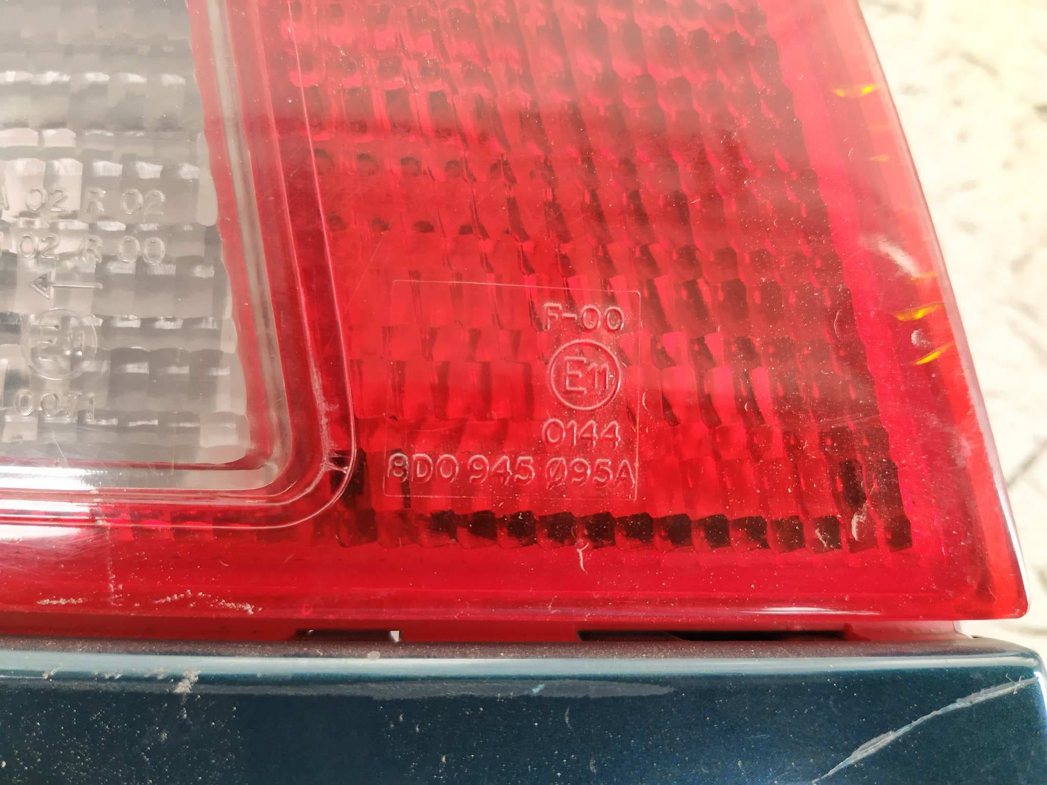 Recambio de PILOTO TRASERO IZQUIERDO para AUDI A4 BERLINA (B5) referencia OEM IAM 8D0945095A 4
