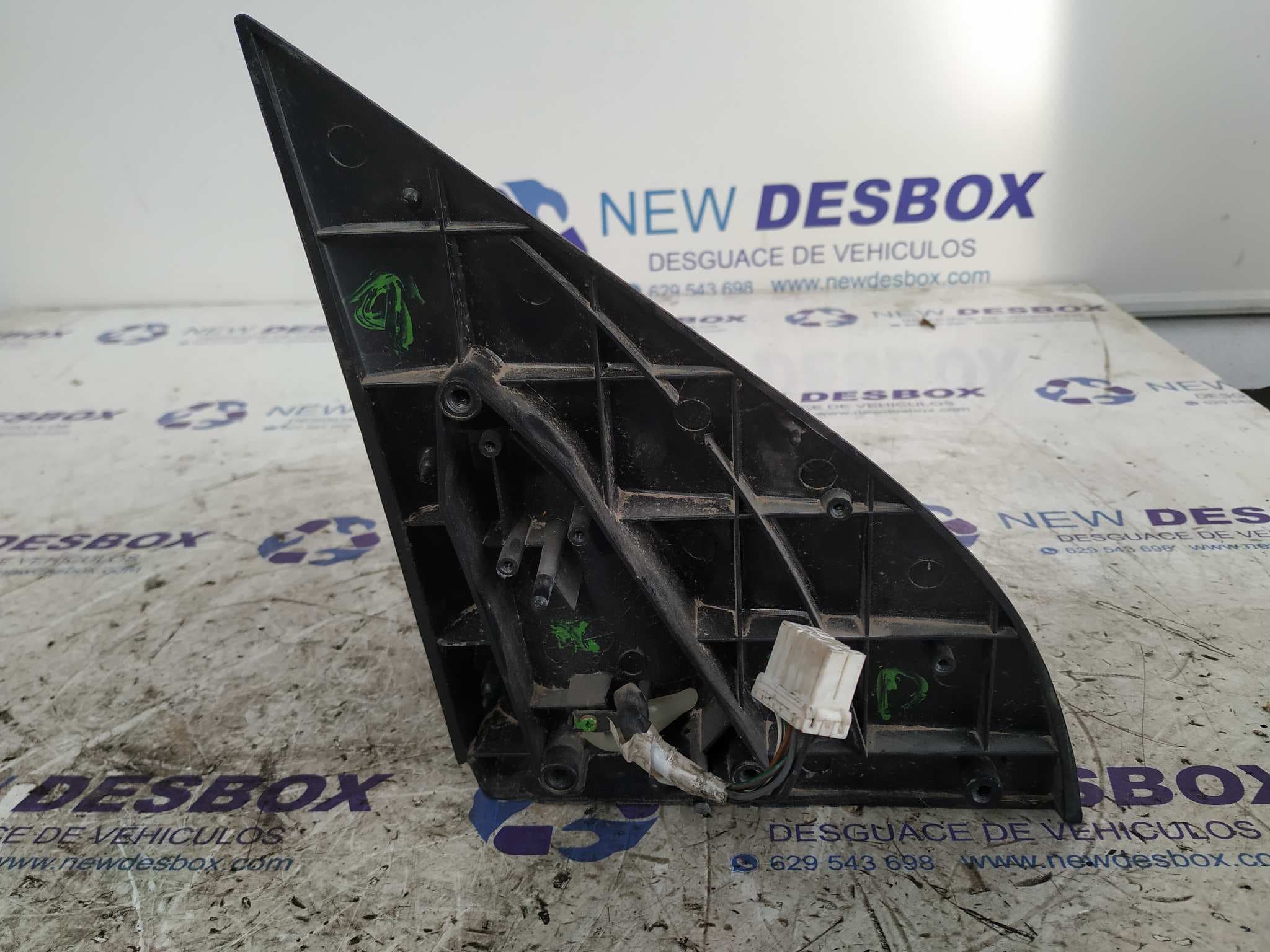 Recambio de RETROVISOR IZQUIERDO para KIA CARNIVAL 2.9 referencia OEM IAM 012107 2
