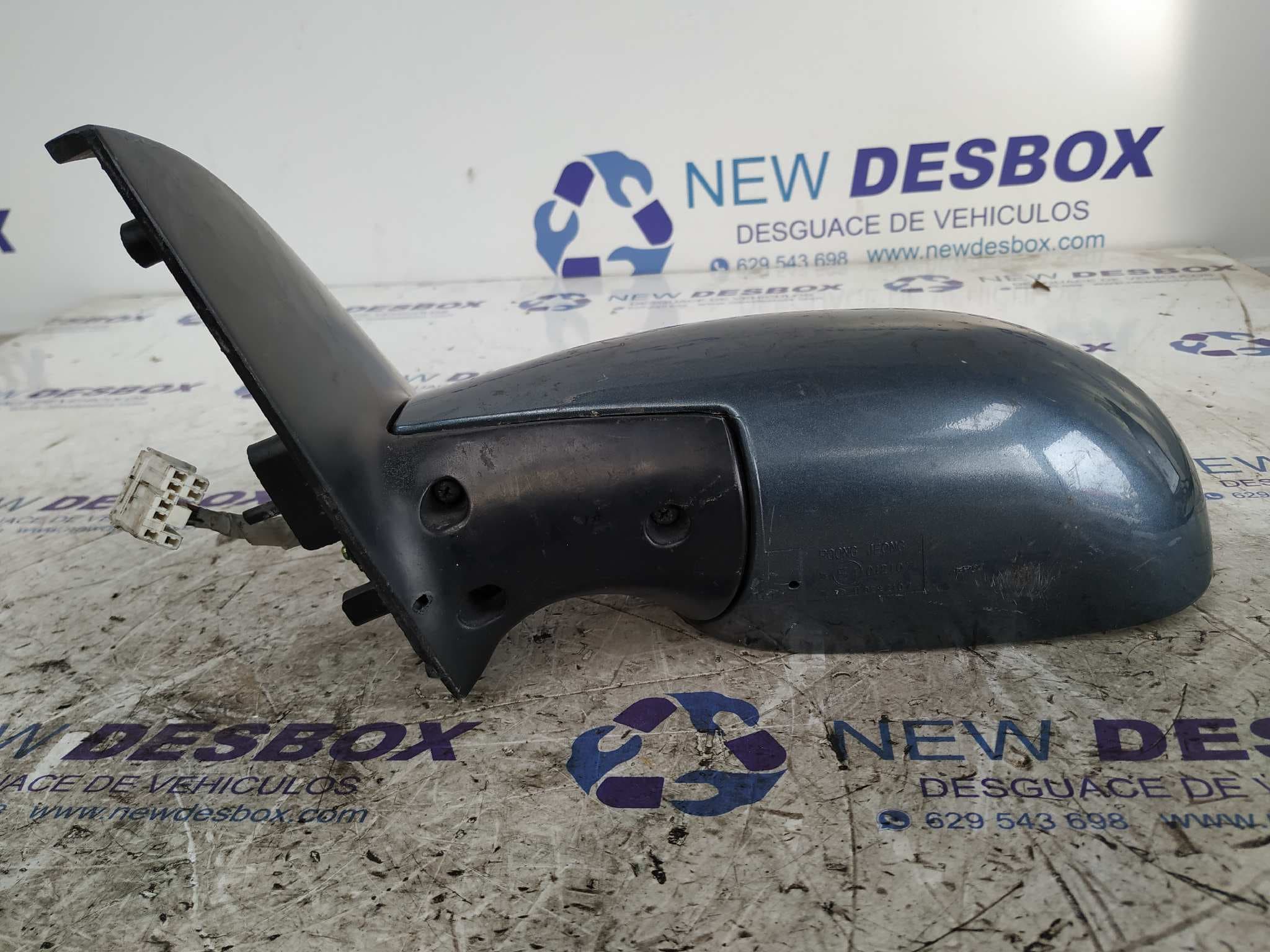 Recambio de RETROVISOR IZQUIERDO para KIA CARNIVAL 2.9 referencia OEM IAM 012107 6