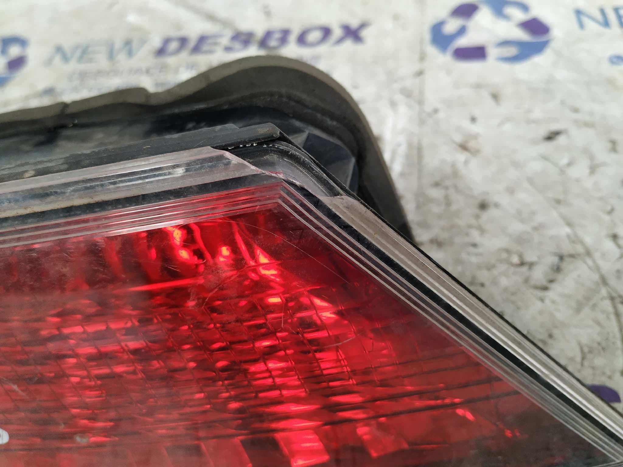 Recambio de PILOTO PORTON IZQUIERDO para HONDA CIVIC BERLINA 5 (FK) 1.8 VTEC CAT R18A2 referencia OEM IAM 22616721   - ROJO 3