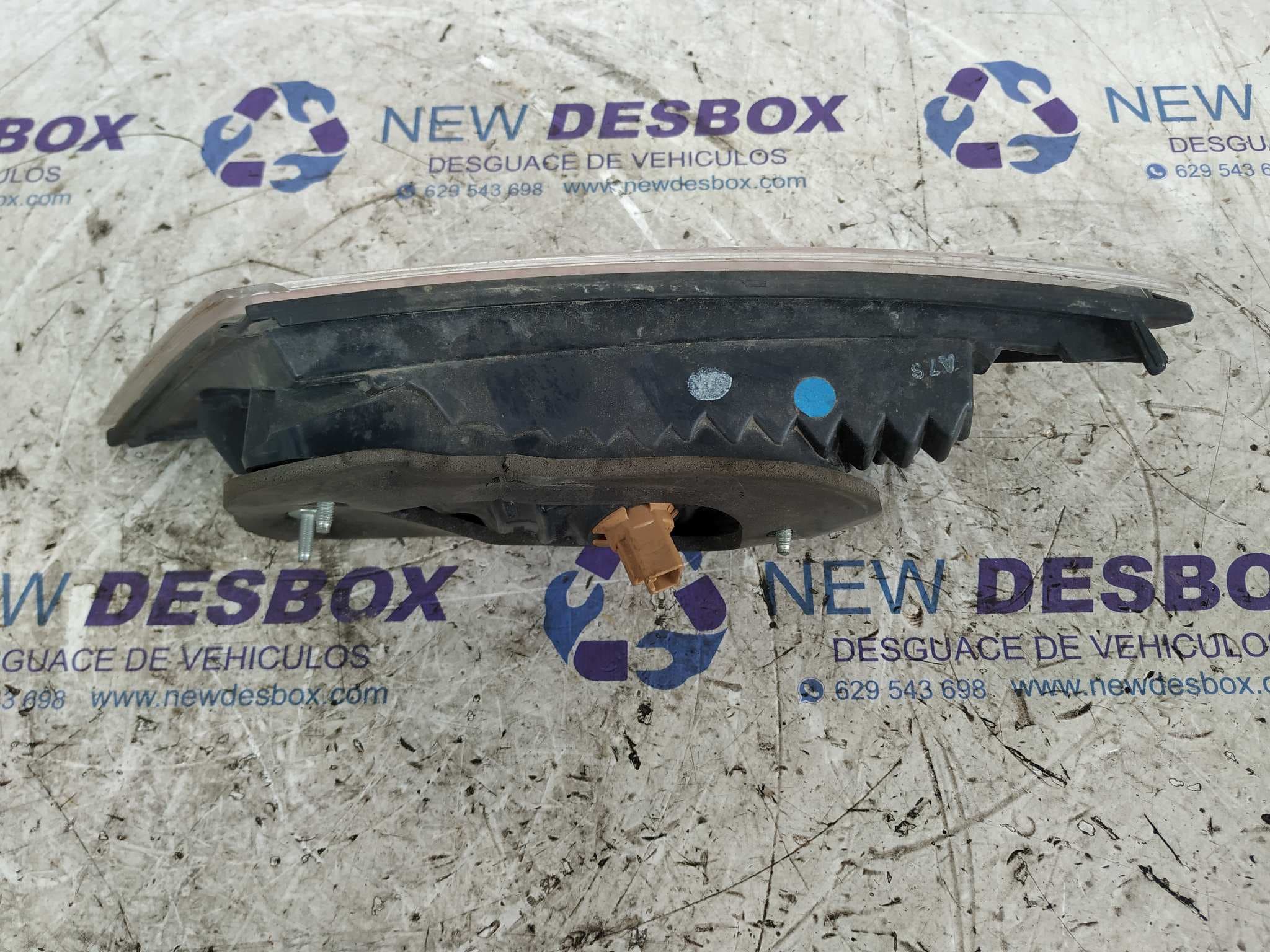Recambio de PILOTO PORTON IZQUIERDO para HONDA CIVIC BERLINA 5 (FK) 1.8 VTEC CAT R18A2 referencia OEM IAM 22616721   - ROJO 4