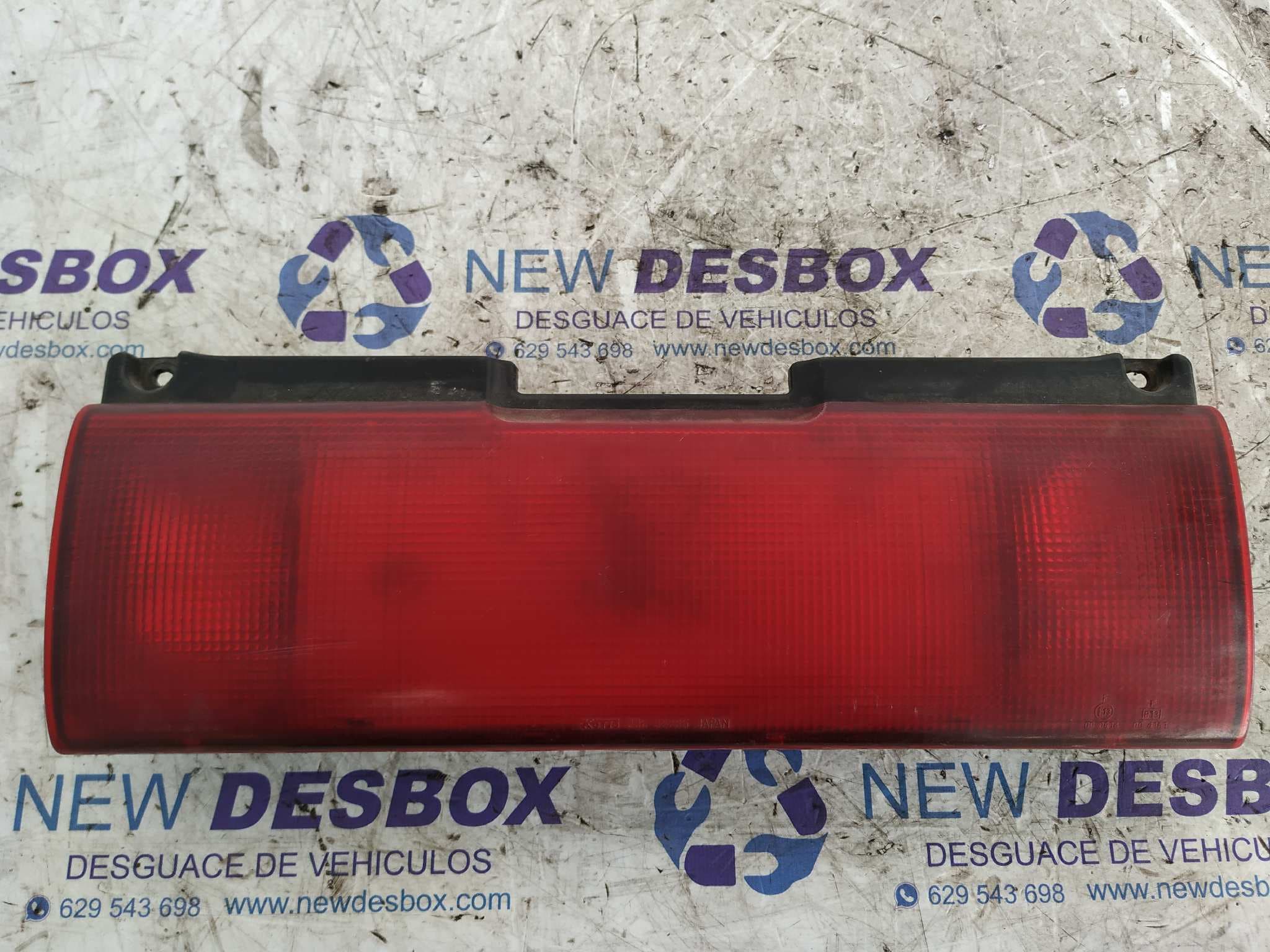 Recambio de PILOTO TRASERO CENTRAL para SUZUKI SWIFT SF BERLINA (MA) referencia OEM IAM 23632285