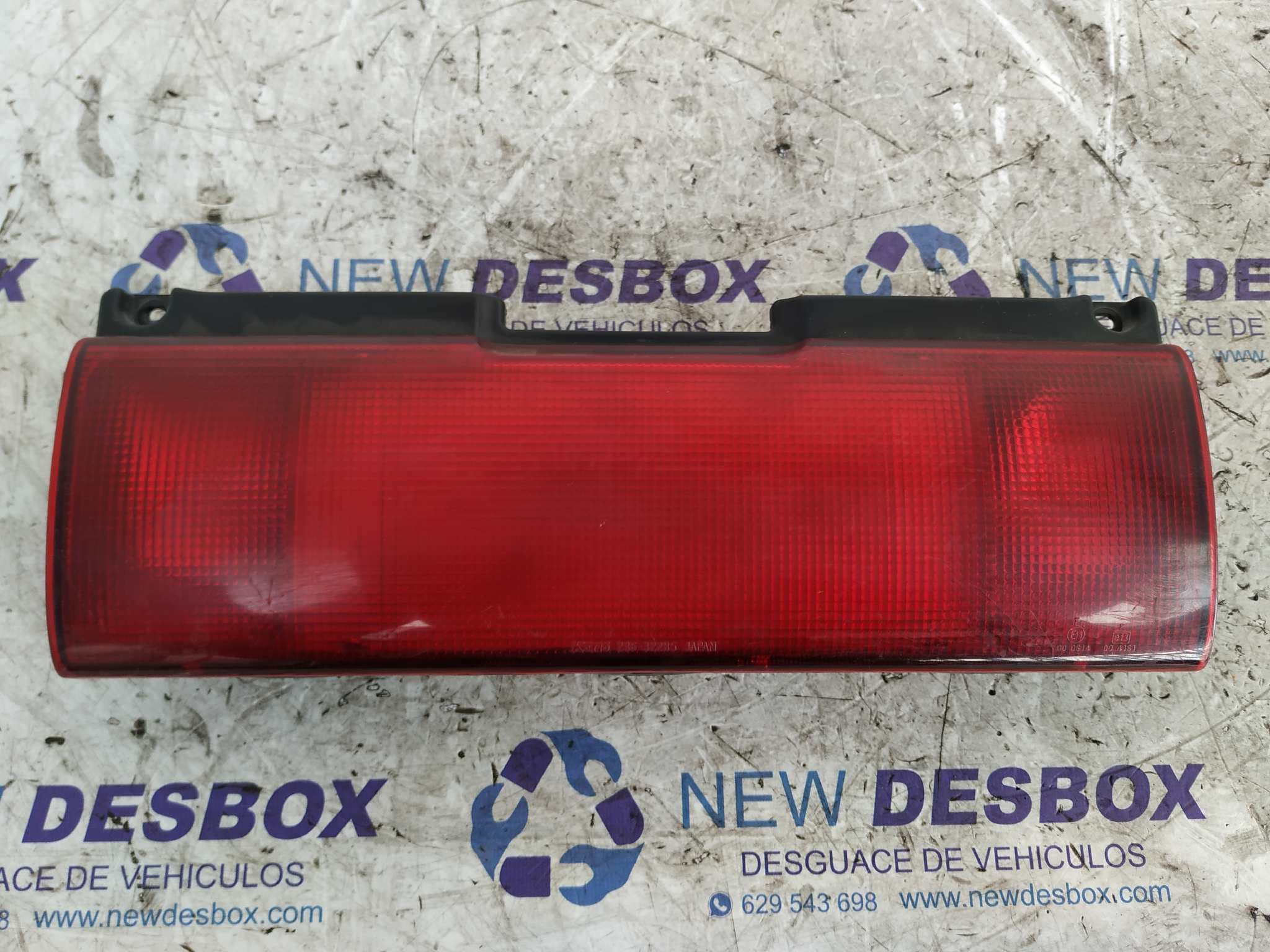 Recambio de PILOTO TRASERO CENTRAL para SUZUKI SWIFT SF BERLINA (MA) referencia OEM IAM 23632285