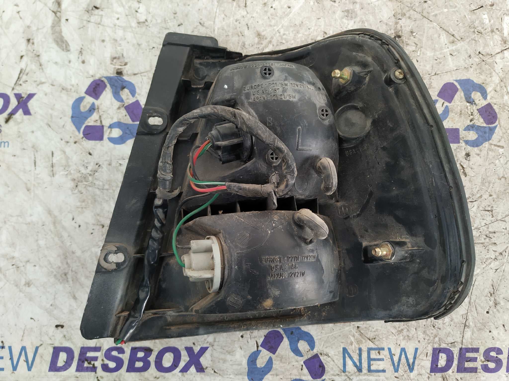 Recambio de PILOTO TRASERO IZQUIERDO para SUZUKI SWIFT SF BERLINA (MA) referencia OEM IAM 22032251 2