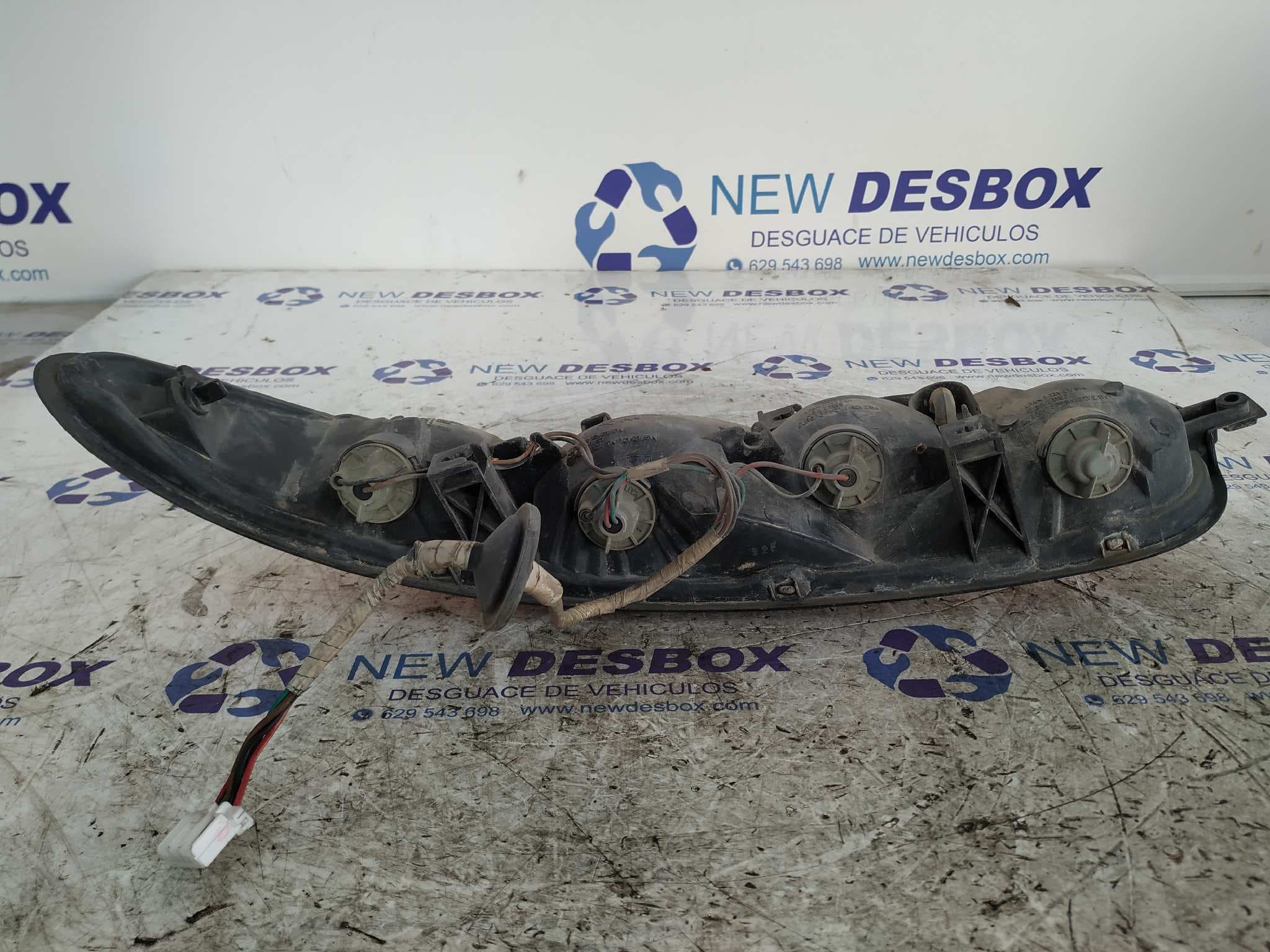 Recambio de PILOTO TRASERO DERECHO para MAZDA MX-3 (EC) referencia OEM IAM 22061376 6