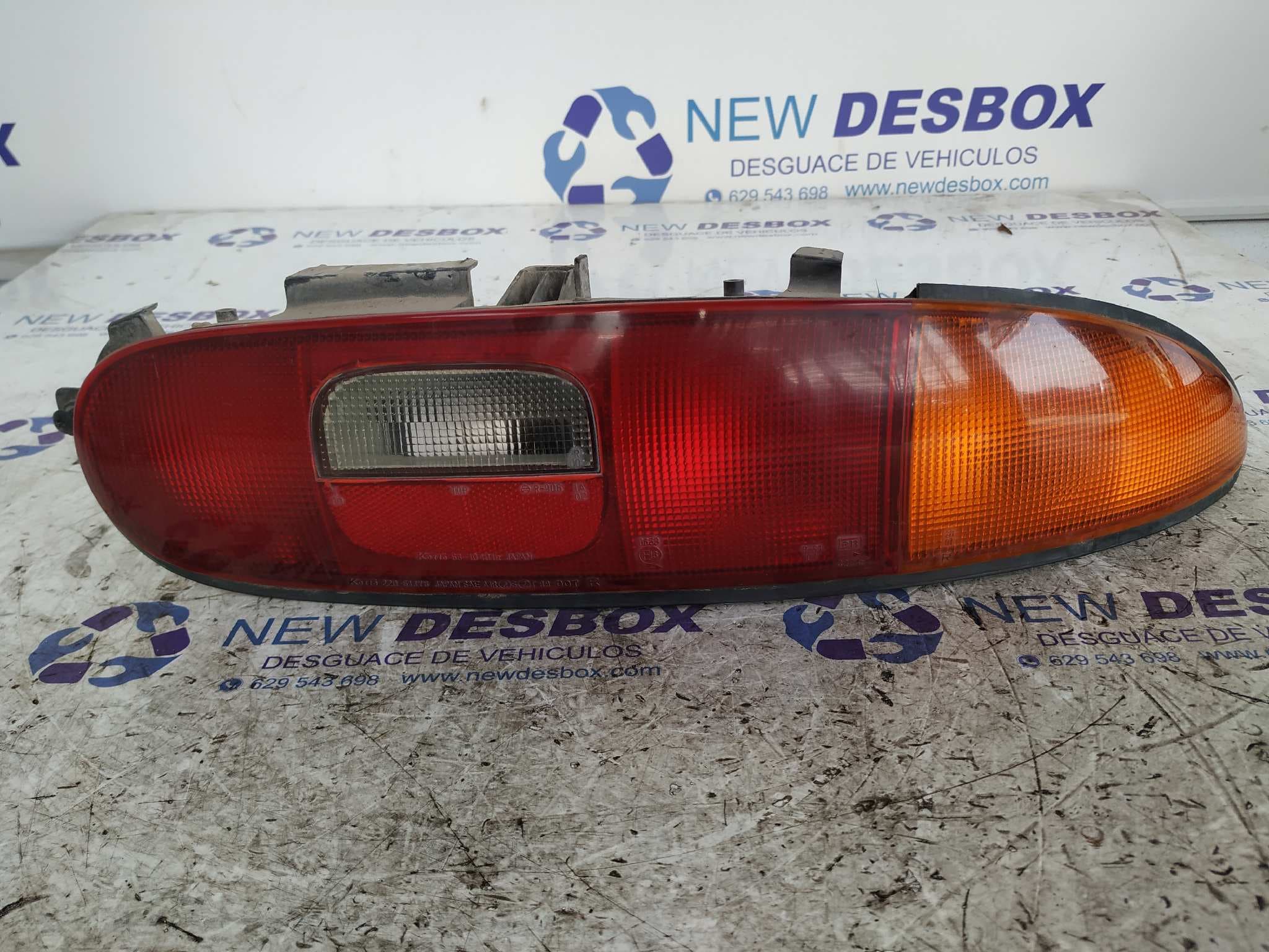 Recambio de PILOTO TRASERO DERECHO para MAZDA MX-3 (EC) referencia OEM IAM 22061376
