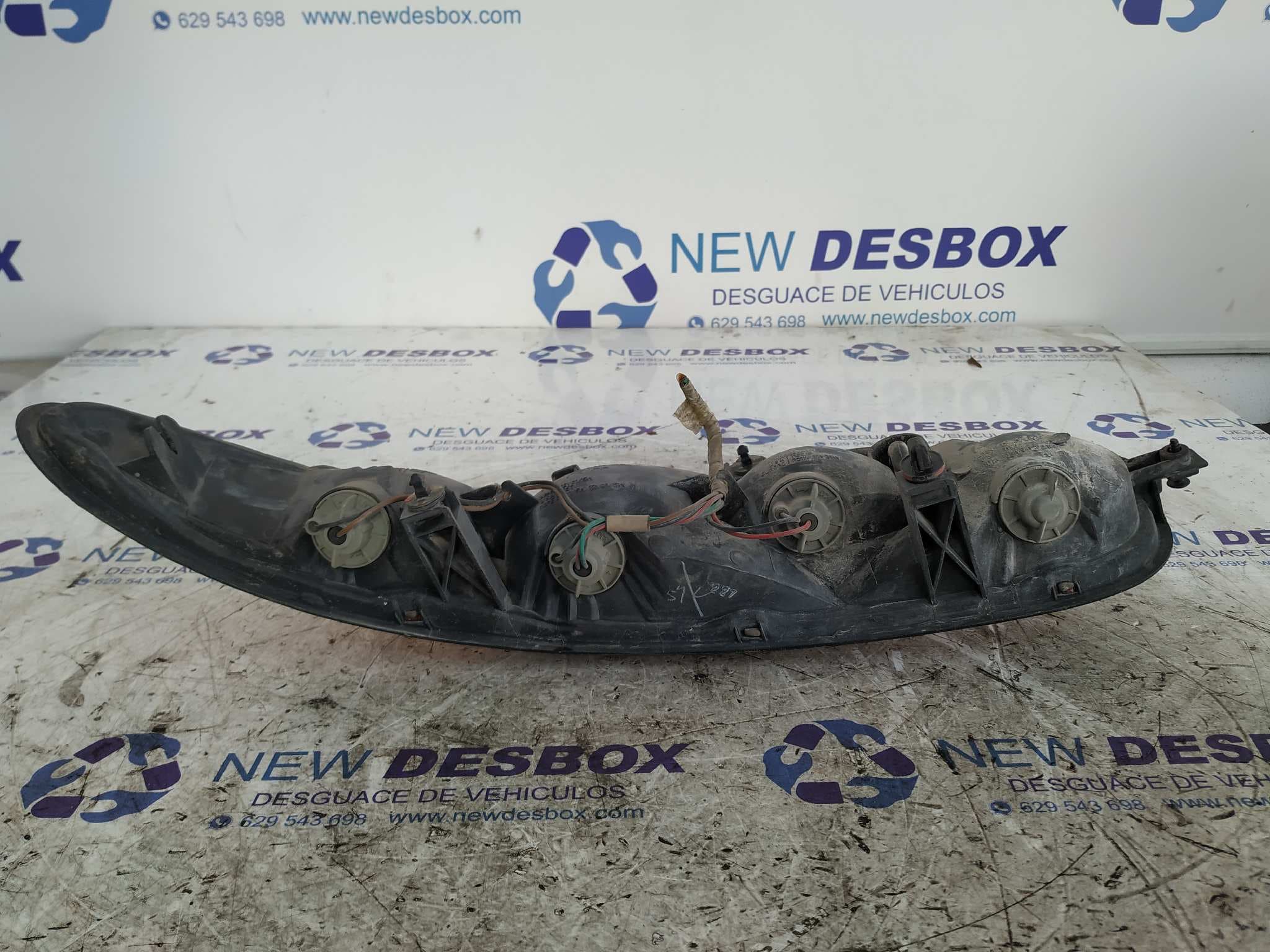 Recambio de PILOTO TRASERO DERECHO para MAZDA MX-3 (EC) referencia OEM IAM 22061376 2