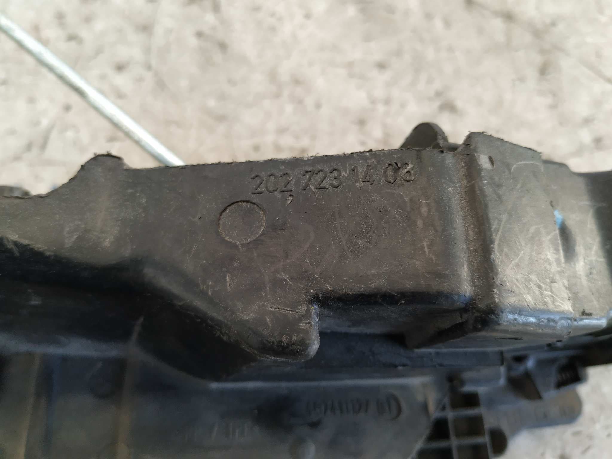 Recambio de CERRADURA PUERTA DELANTERA DERECHA para MERCEDES CLASE C (W202) referencia OEM IAM 2027204435 5