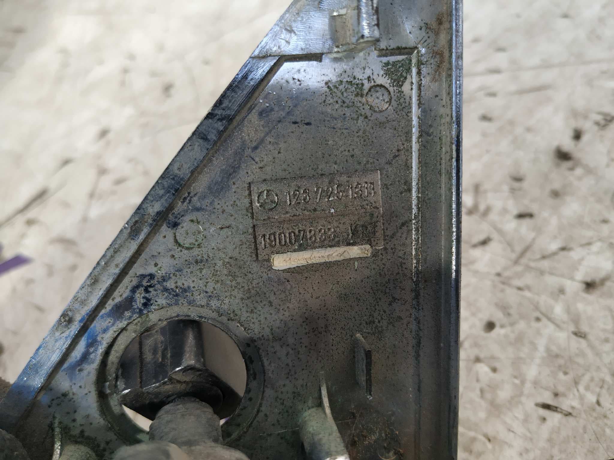 Recambio de RETROVISOR IZQUIERDO para MERCEDES-BENZ CLASE E (W123) referencia OEM IAM 1237251311 5