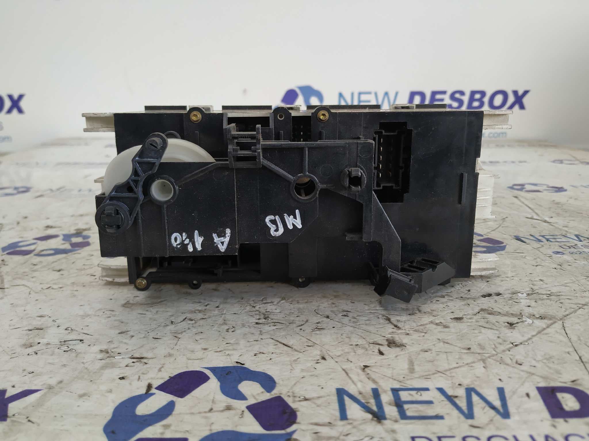 Recambio de MANDO CALEFACCION / AIRE ACONDICIONADO para MERCEDES-BENZ CLASE A (W168) referencia OEM IAM 1688300485 6