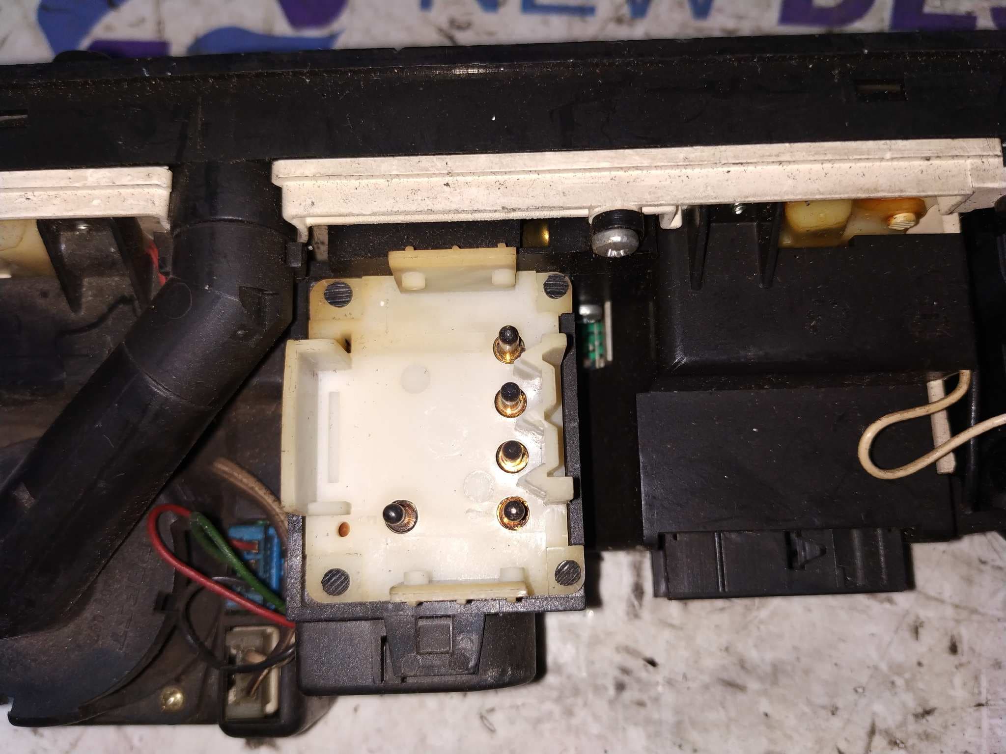 Recambio de MANDO CALEFACCION / AIRE ACONDICIONADO para BMW SERIE 5 BERLINA (E34) referencia OEM IAM 8351110 5