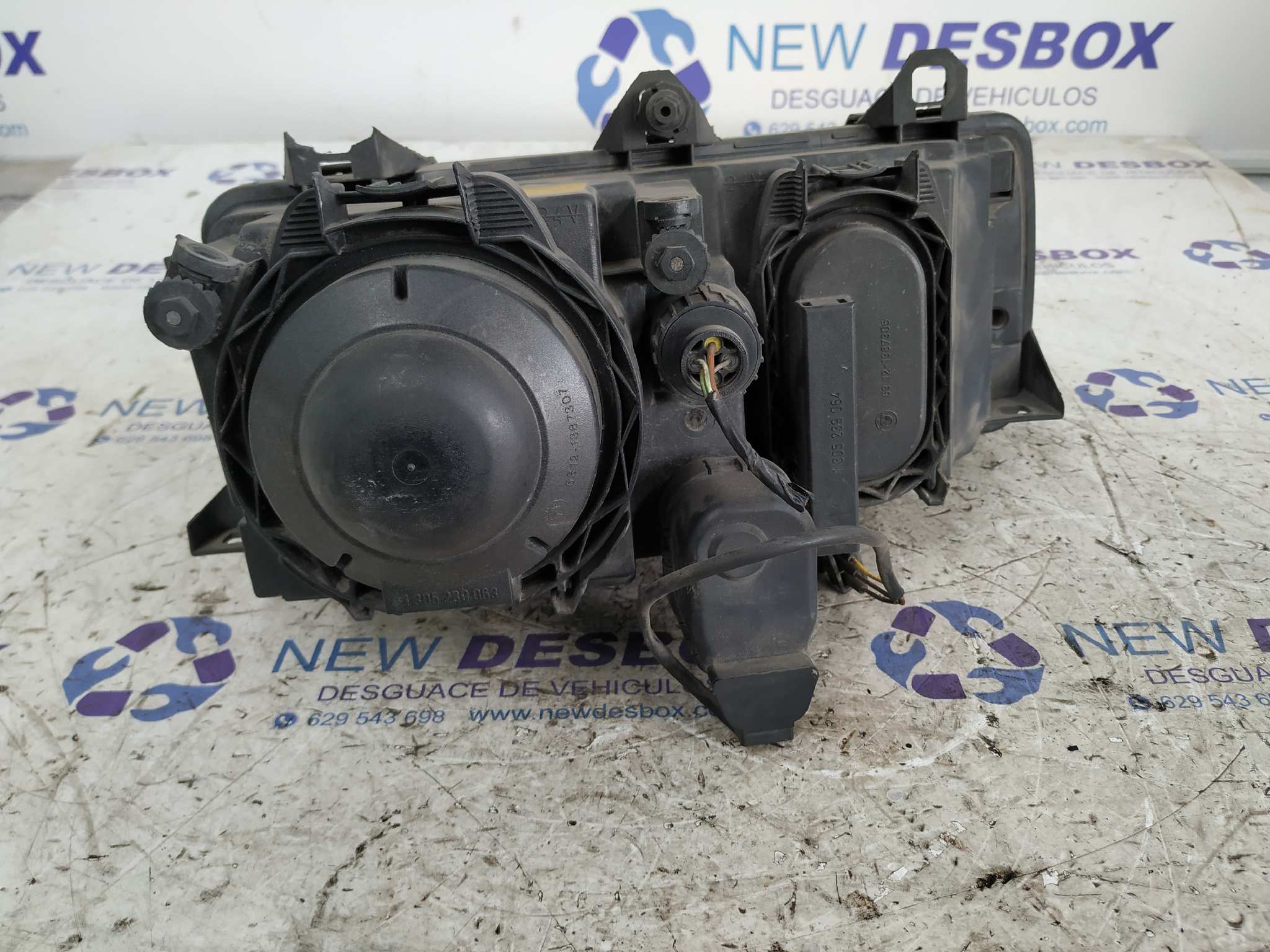 Recambio de FARO IZQUIERDO para BMW SERIE 3 BERLINA (E36) referencia OEM IAM 83535899 6