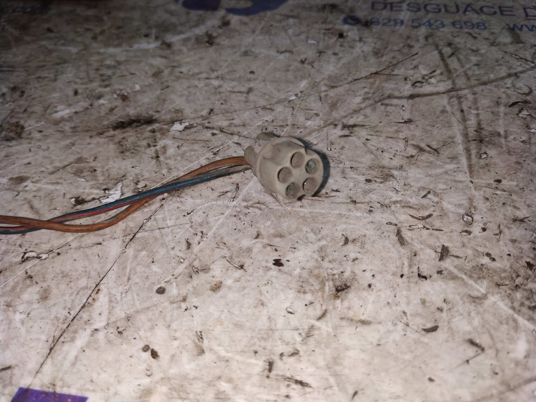 Recambio de PILOTO DELANTERO IZQUIERDO para BMW SERIE 3 (E21) referencia OEM IAM 1359161 5