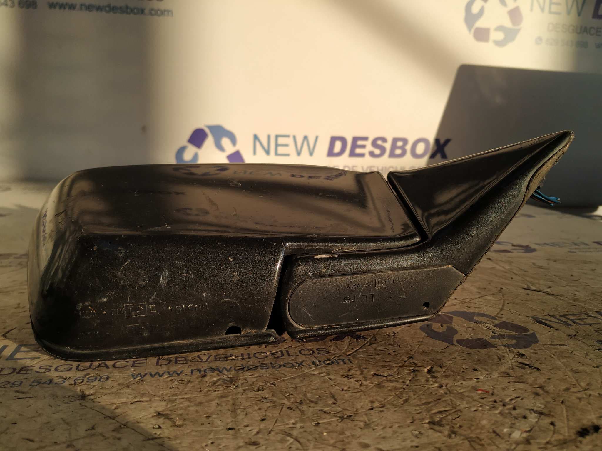 Recambio de RETROVISOR DERECHO para BMW SERIE 7 (E32) referencia OEM IAM 13269201 2