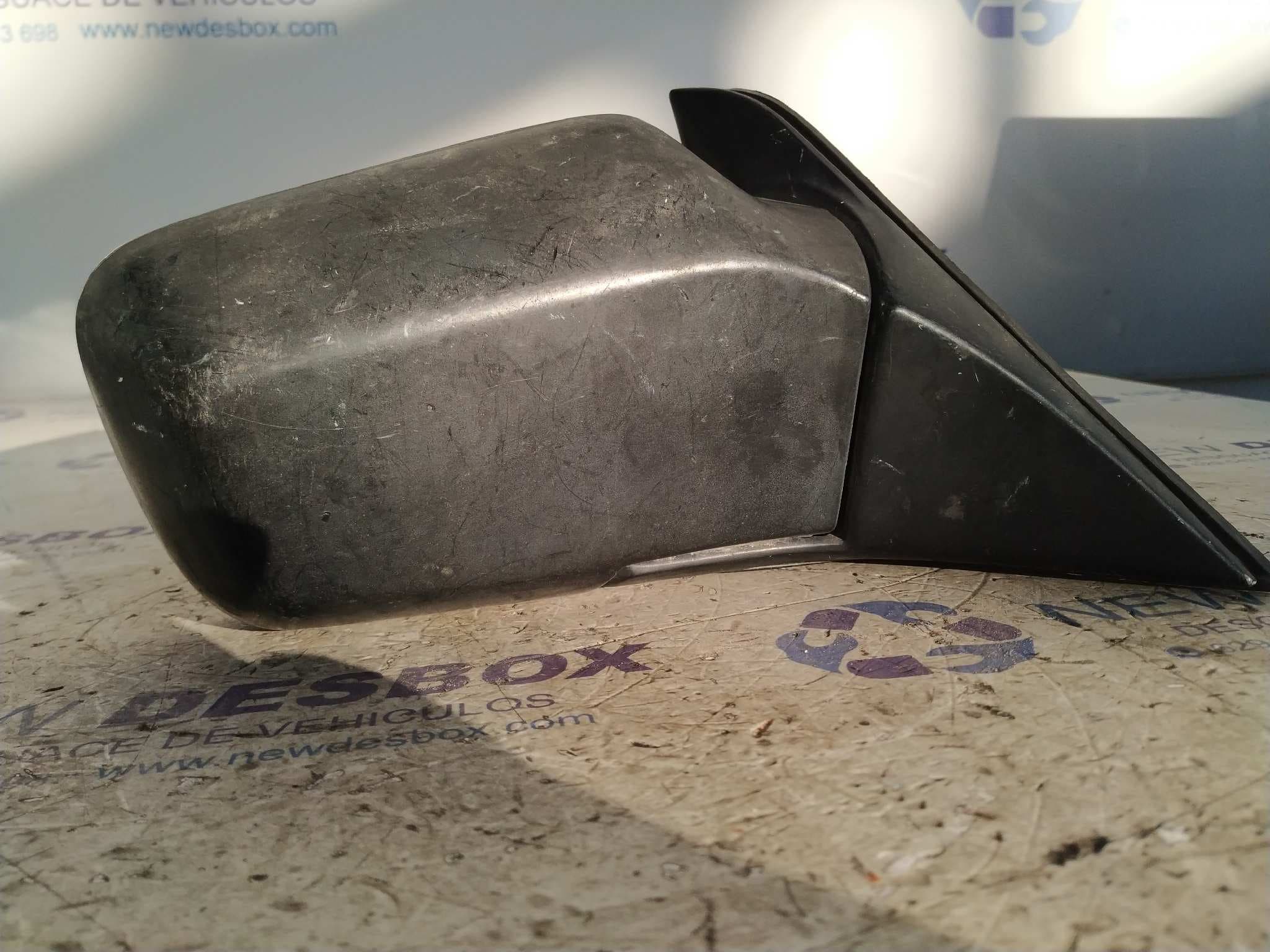 Recambio de RETROVISOR DERECHO para BMW SERIE 3 BERLINA (E30) referencia OEM IAM 19045280 2
