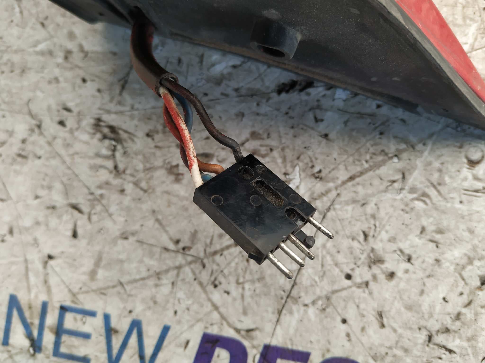 Recambio de RETROVISOR IZQUIERDO para BMW SERIE 3 BERLINA (E30) referencia OEM IAM 19045250 4