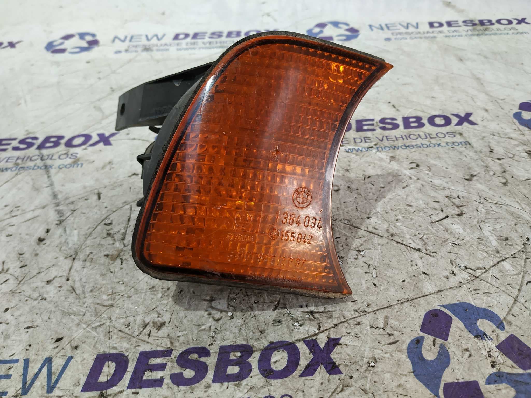 Recambio de PILOTO DELANTERO DERECHO para BMW SERIE 5 BERLINA (E34) referencia OEM IAM 1384034